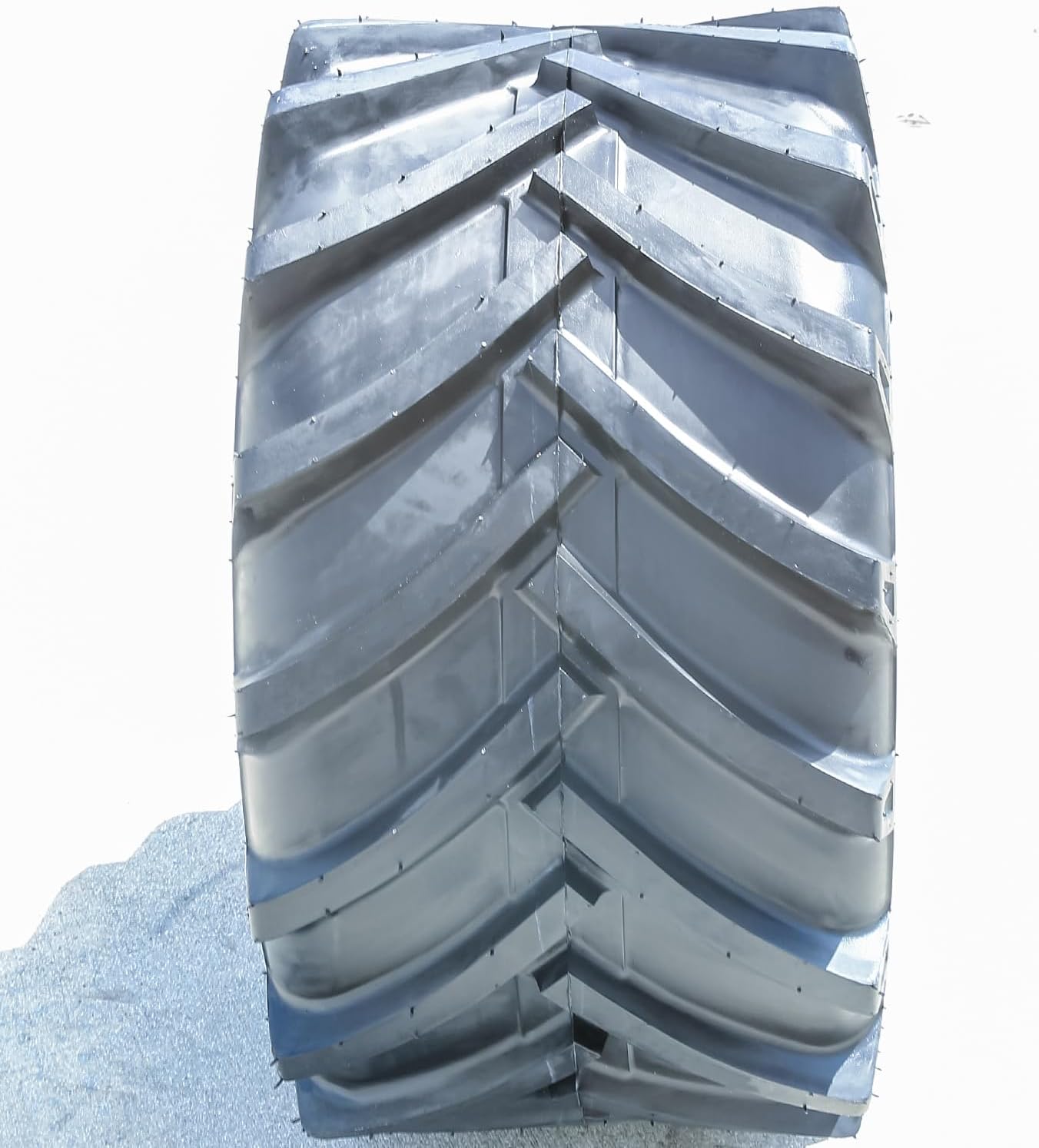 Forerunner QH645 Tractor All-Season Tire-31X15.50-15 31X15.50X15 Load Range 12-Ply BSW Black Side Wall