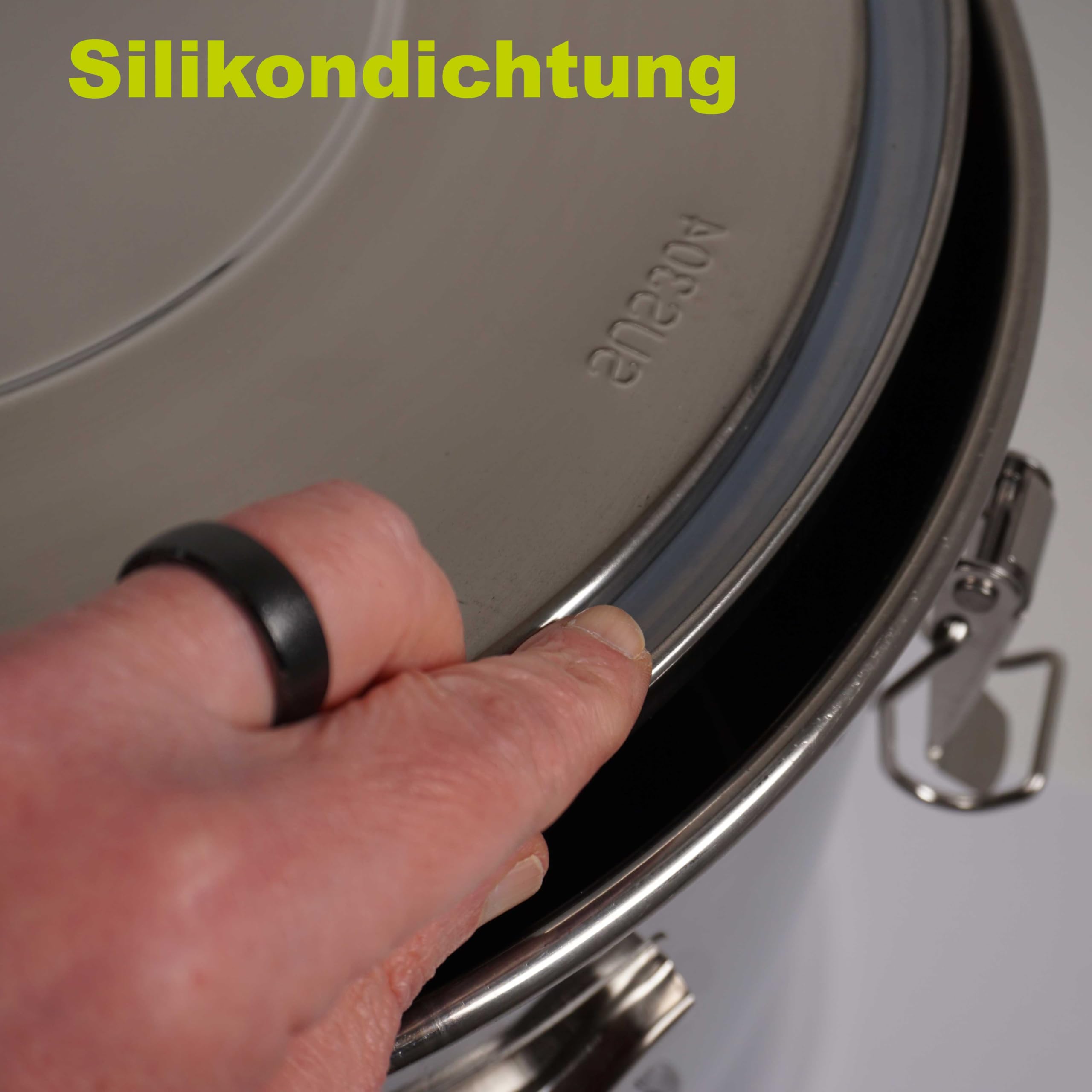 Fischer Edelstahl Honigabfüllkübel 30 Liter mit Quetschhahn und Spanndeckel | mit Edelstahl-Deckel, Spannverschluss und Honigquetschhahn , lebensmittelecht, für Honig , Küchen-, Gastro-oder Futter-Eimer