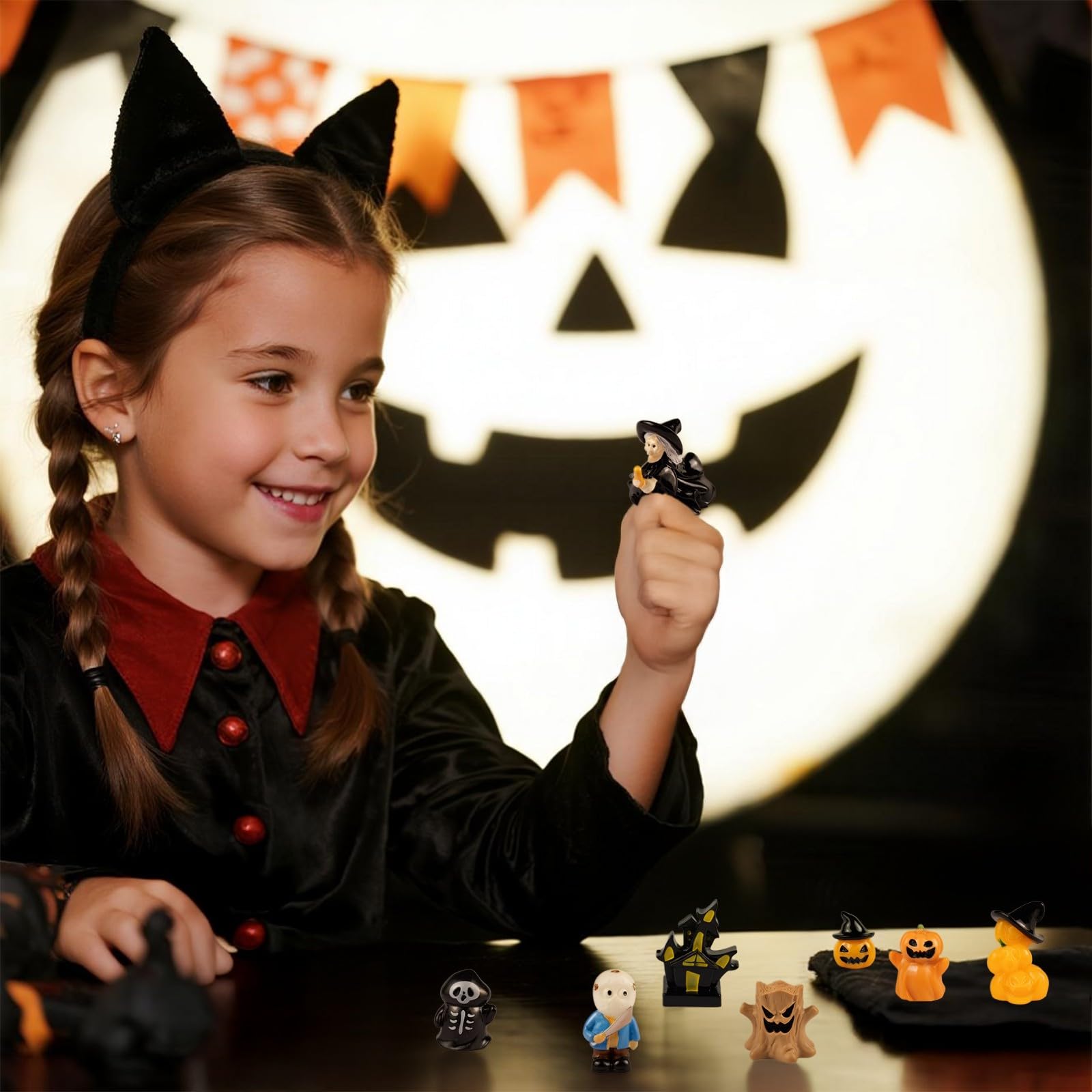 Mini Halloween Miniaturen Deko, 20er Kleine Halloween Hexe Geist Ornamente Deko, Kleine Harzfiguren zum Verstecken Kleines Kürbis für DIY Potting Micro Landschaft Aquarium Dekoration (D)
