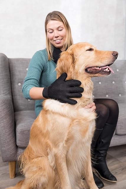 Foto 6 de 7 de TRIXIE Guante Masaje-Cepillado para Perros