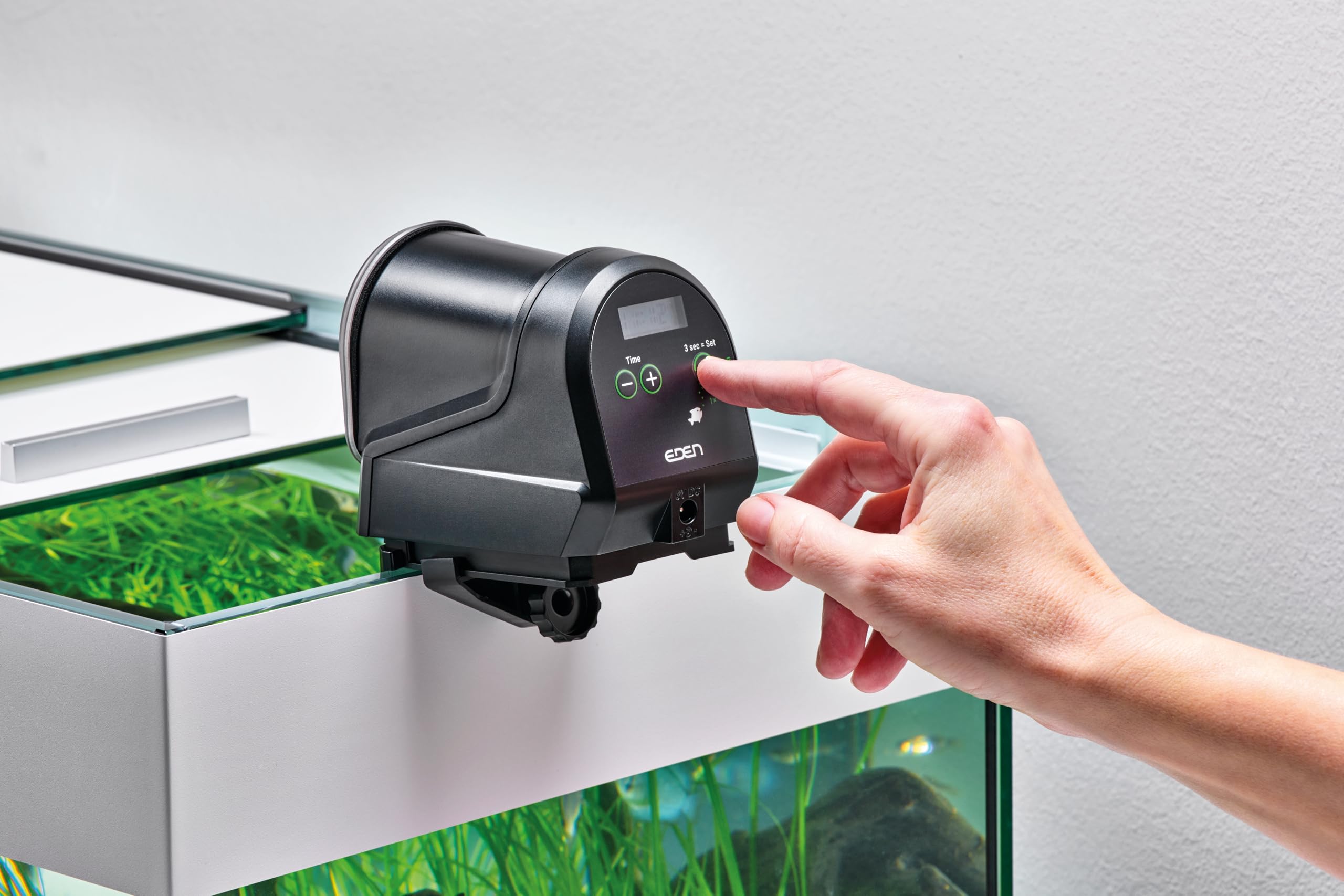 EDEN MAG 4 x 3 Distributeur Automatique de Nourriture pour Poissons