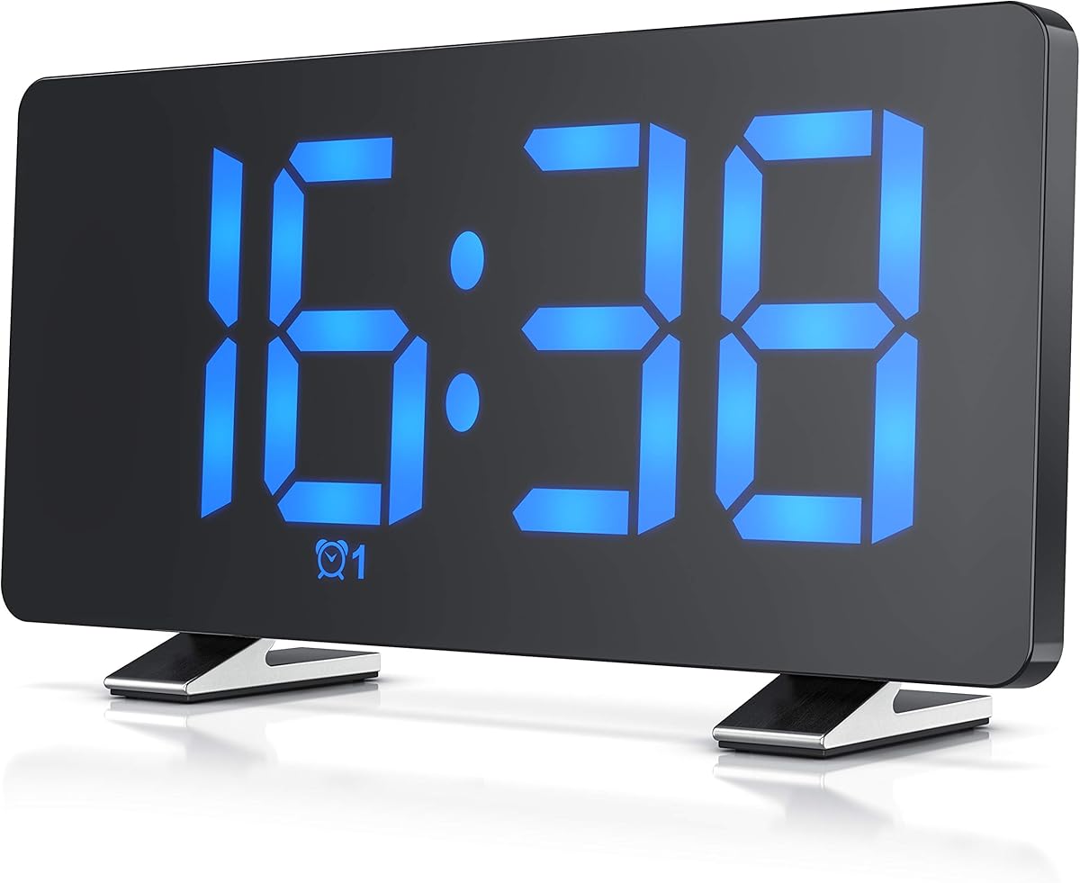 CSL - Radiowecker digital - FM Wecker - LED Display mit 3 Helligkeiten und Autodimmer - große Zahlen - Radio mit 15 Speicherplätzen - 15 Lautstärkestufen - Snooze 5-60 min - USB-Netzteilkabel inkl.
