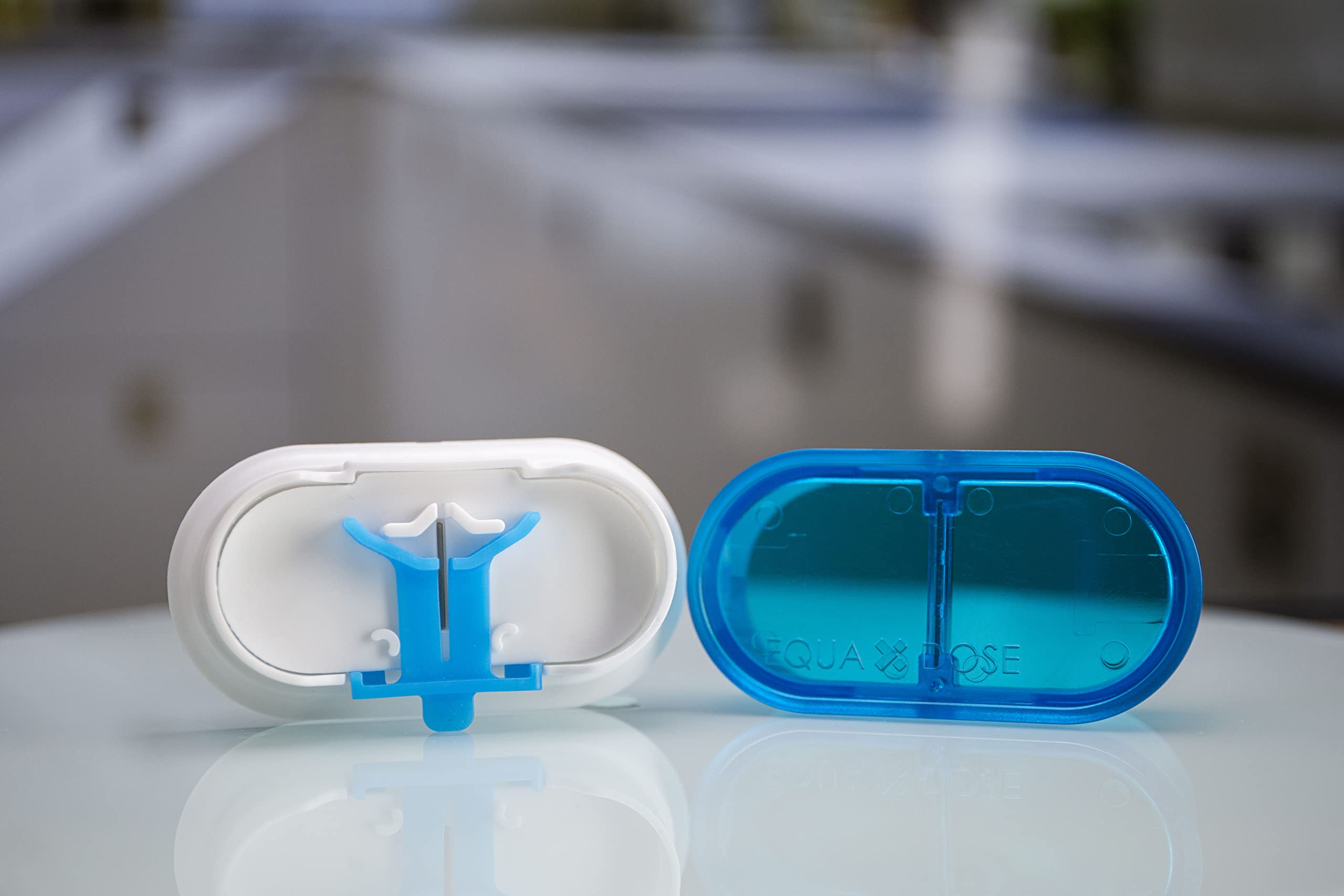 The EQUADOSE Pill Cutter V2. A New Kind of Pill Splitter with Double