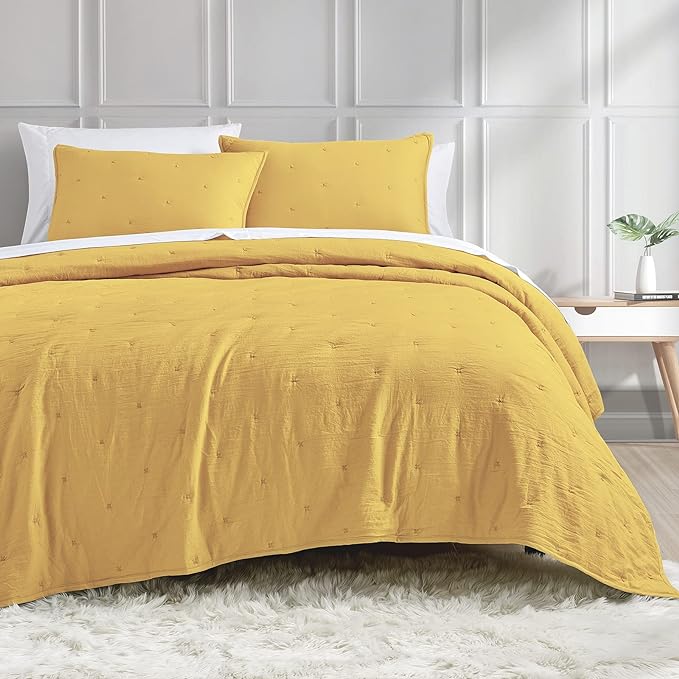 BOURINA Embroidery Quilt Set 3-Piece Oversized Queen Quilt Set Pre-Washed Microfiber Ultra Soft Lightweight Star Embroidery Bedspread Coverlet Set product photo