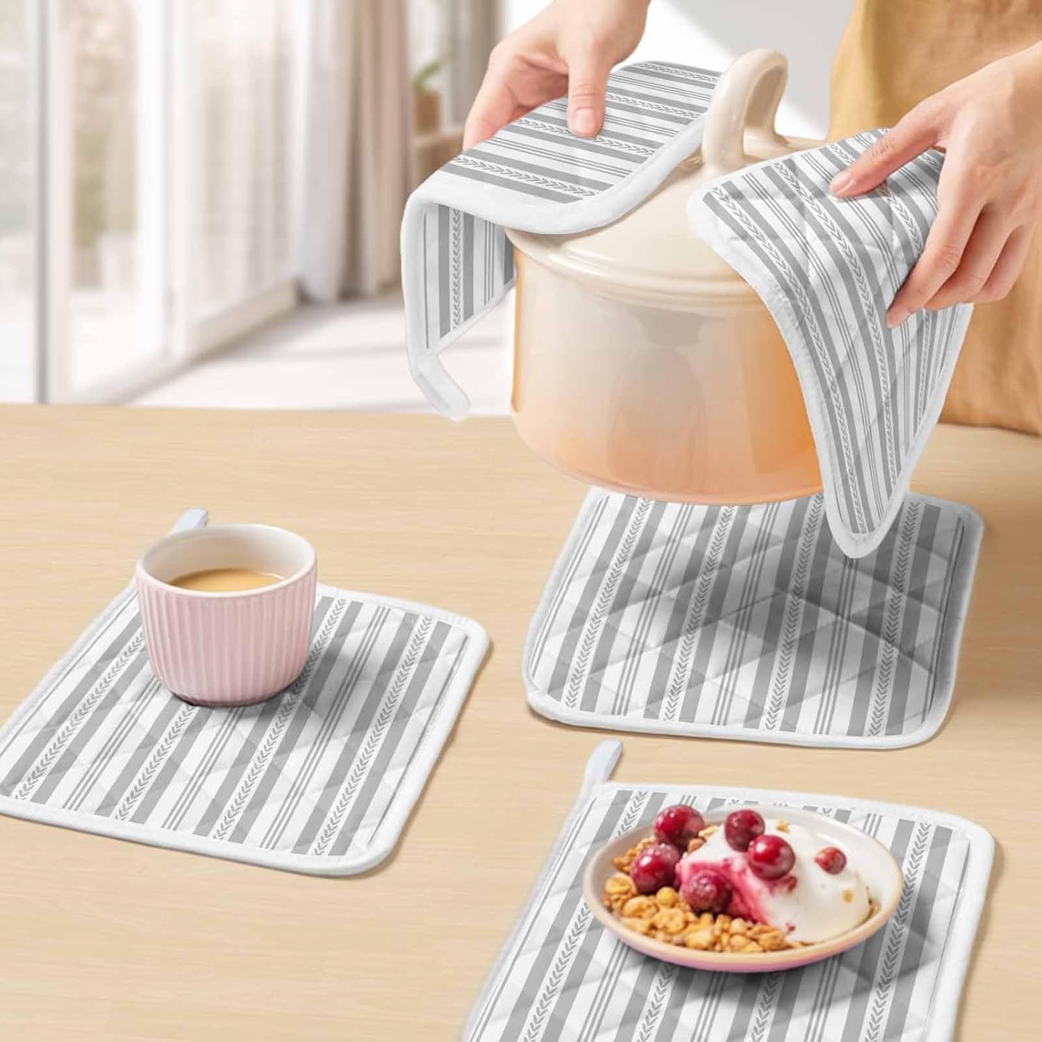 Grey Striped Pot Holders for Kitchen Heat Insulation, Summer Botanical Farmhouse Stripes Potholders Hot Pads with Hanging Loop, Washable Oven Mitts Pot Holder Trivet for Cooking Baking 5 Pack