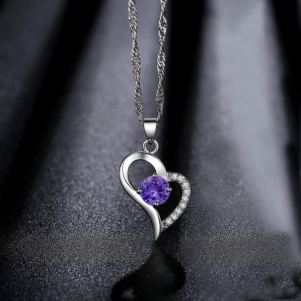 Kim Johanson Damen Schmuckset *Purple Heart* in Silber I Halskette mit Anhänger & Ohrringen aus Edelstahl I Armband rhodiniert I Mit weißen Kristallen besetzt inkl. Schmuckbeutel