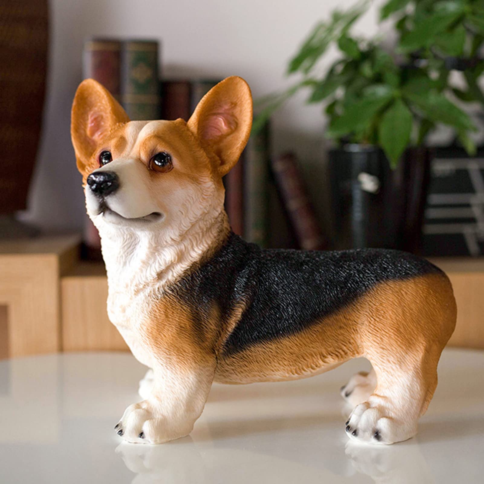 Statue de Corgi réaliste en résine : terminez-en avec les ornements qui se décolorent