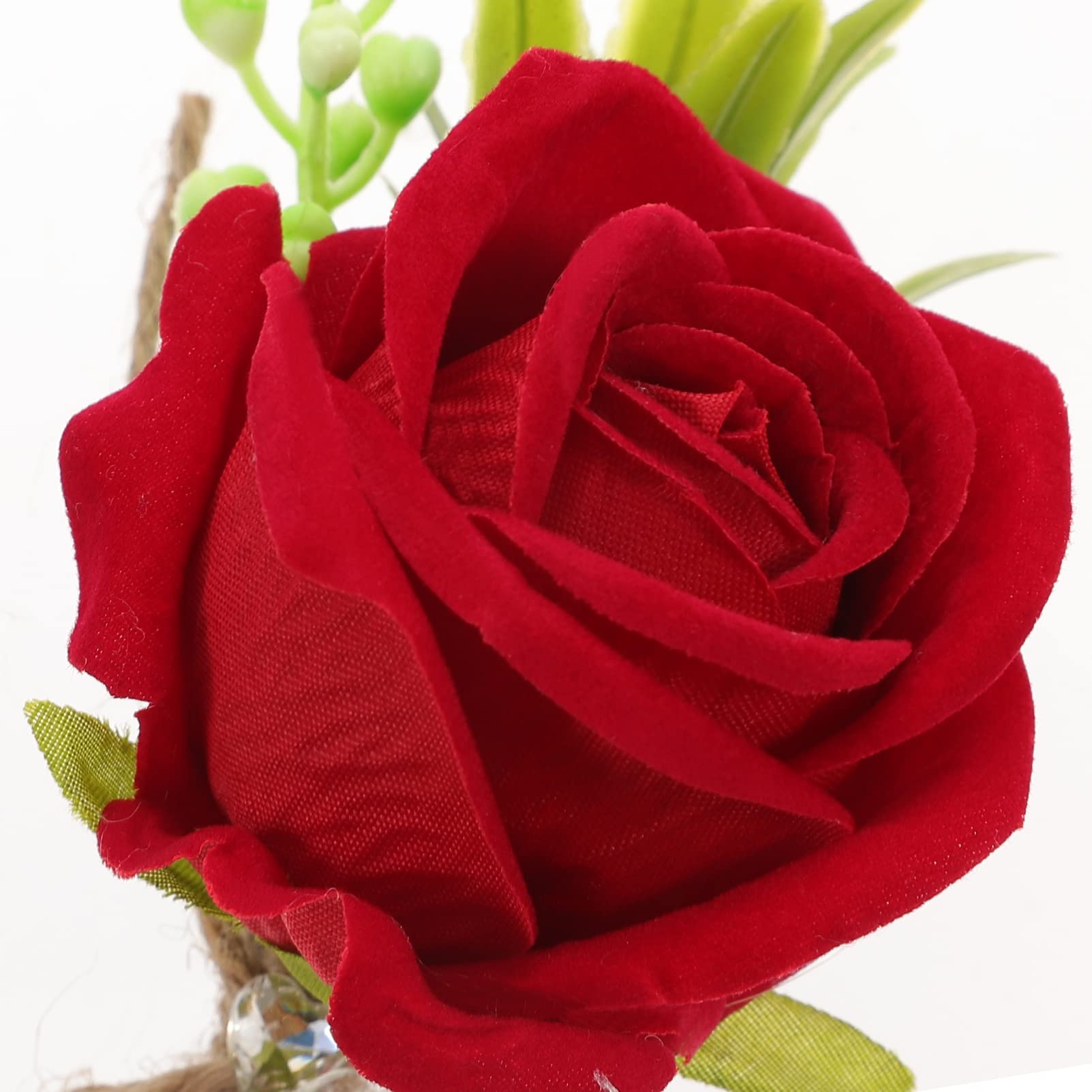 Amazon｜FOMIYES 2Pcs 赤 薔薇 ブートニエール 絹 花婿 花 ピン付き 男 