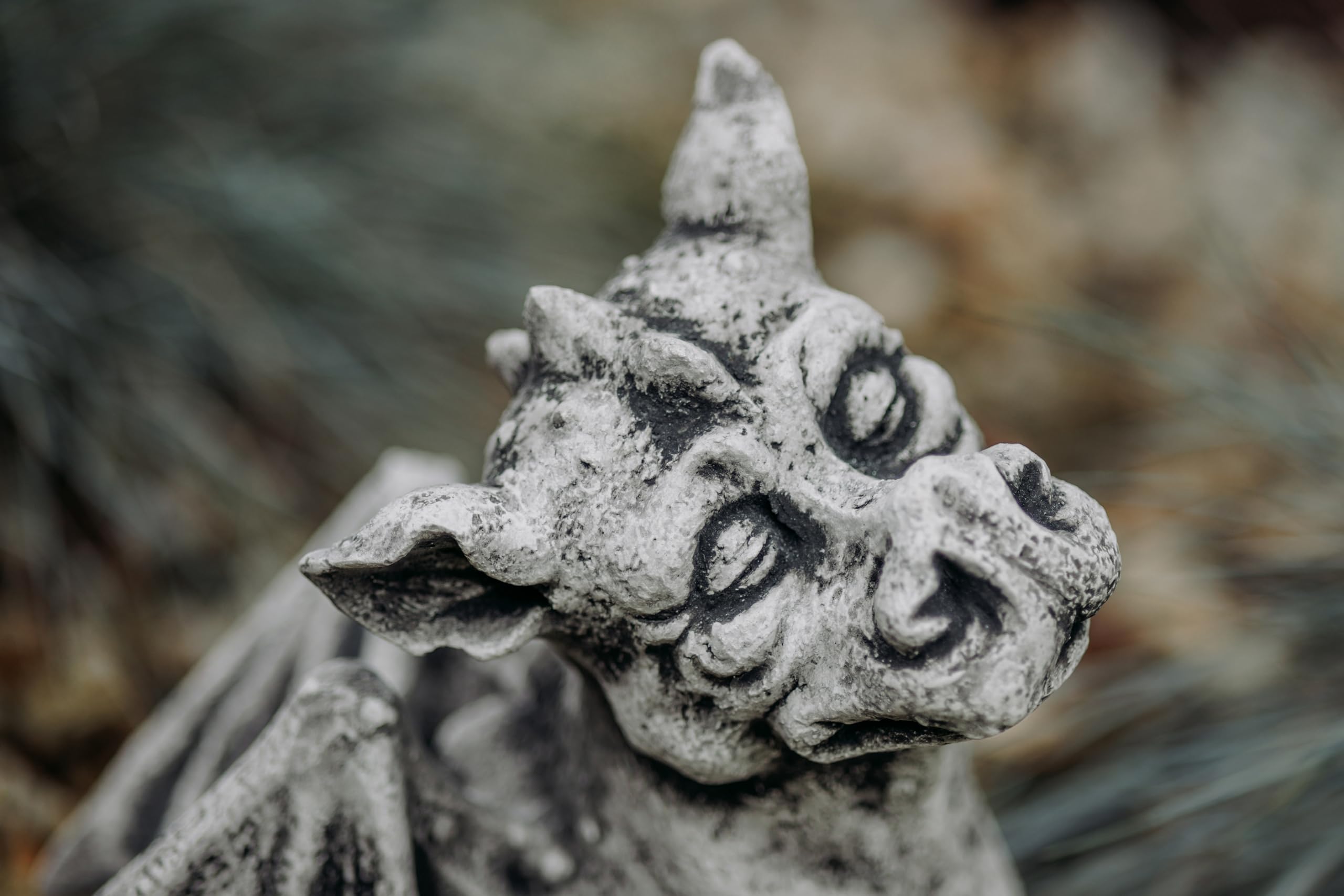 gartendekoparadies.de Lustiger Drache, Steinfigur aus Steinguss, Grau, Frostsicher, H. 30 cm, 9 kg für Außenbereich