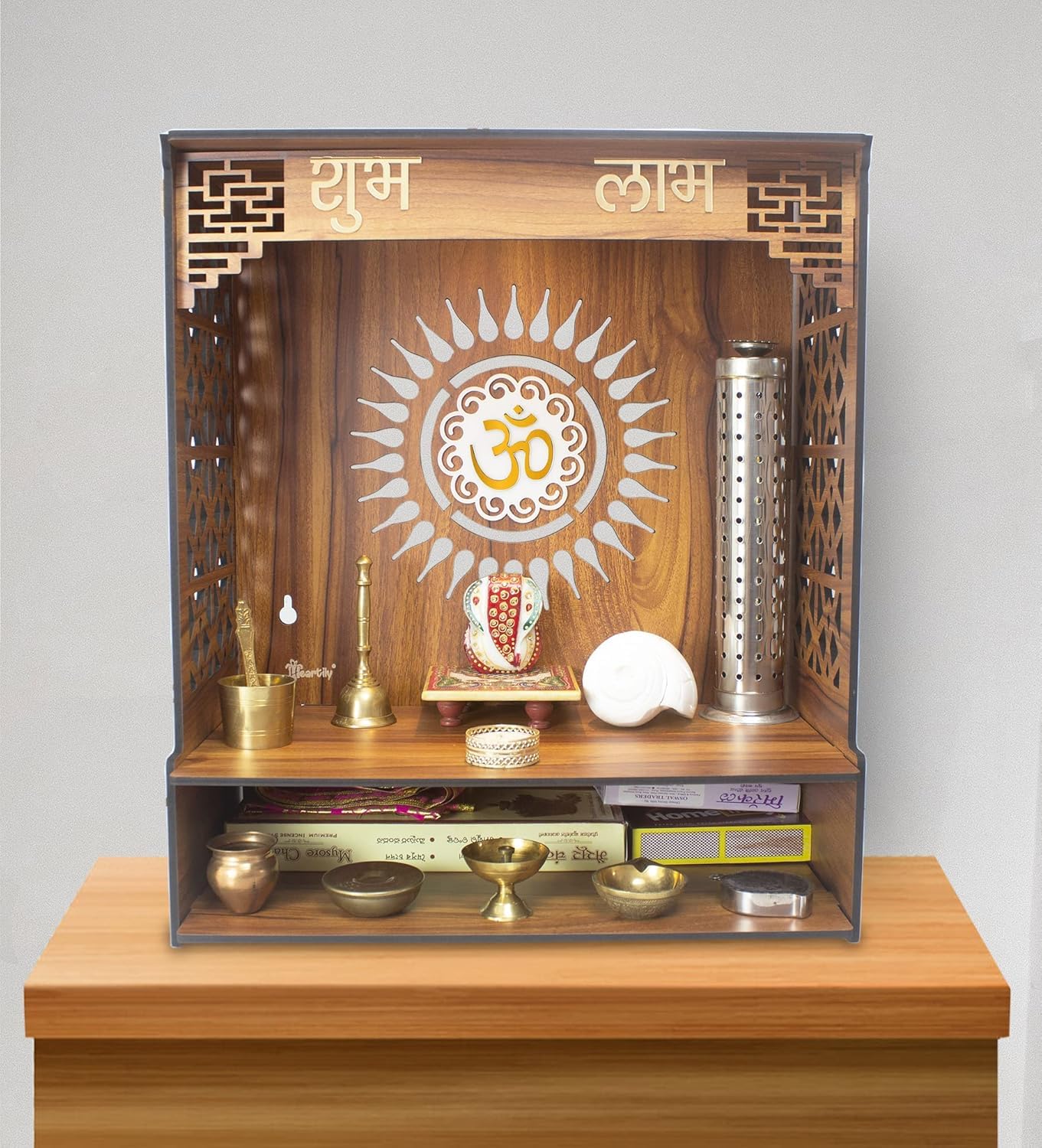 Pooja Mandir in legno per la casa e l'ufficio Pooja Stand moderno Puja Mandir per casa da parete con faretti LED dimensioni (45,7 cm, L - 40,6 cm, W-21,7 cm)
