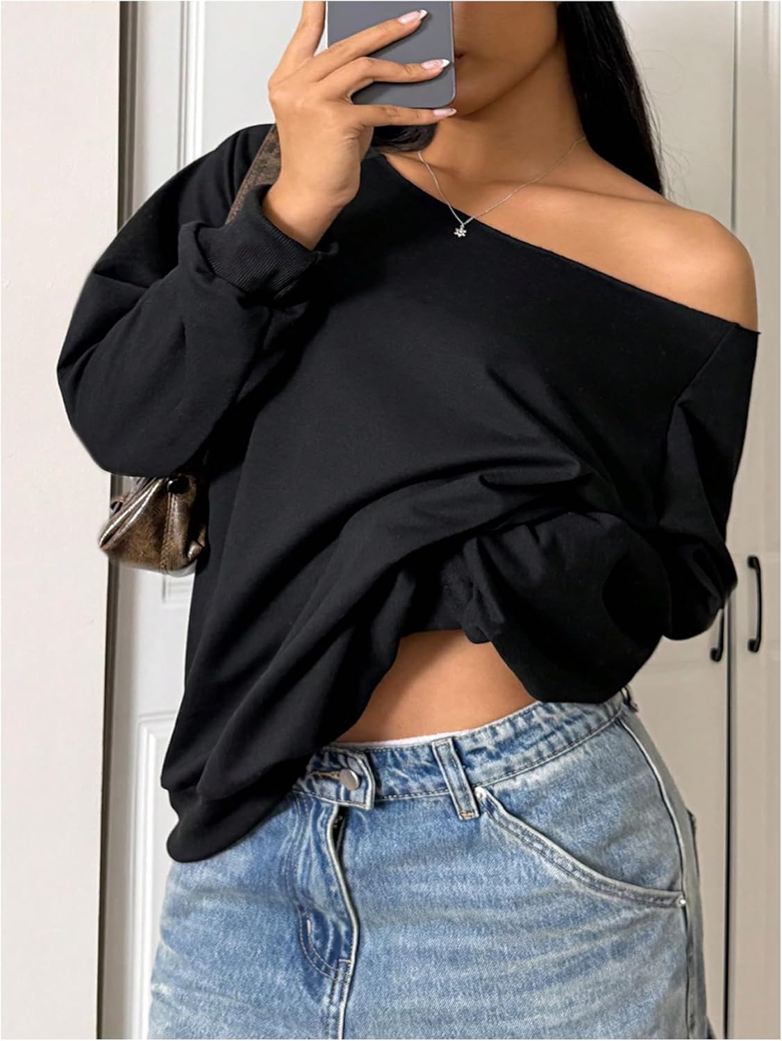 SweatyRocks Women's Plus Size Oversized Sweatshirts Off the Shoulder Long Sleeve Pullover Tops - Image 4