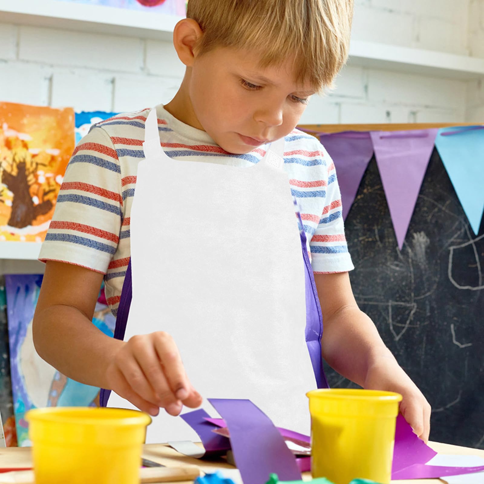 Toddmomy Delantal de pintura blanco para niños (25 unidades): delantal de artista para manualidades infantiles, ideal para dibujar, fiestas infantiles y actividades artísticas, ideal para el aula y