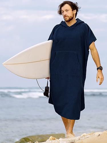 Miniatura 26 de SUN CUBE Poncho de surf cambiador con capucha Toalla de microfibra absorbente de secado rápido con bolsillo para surfear, hombres y mujeres Azul