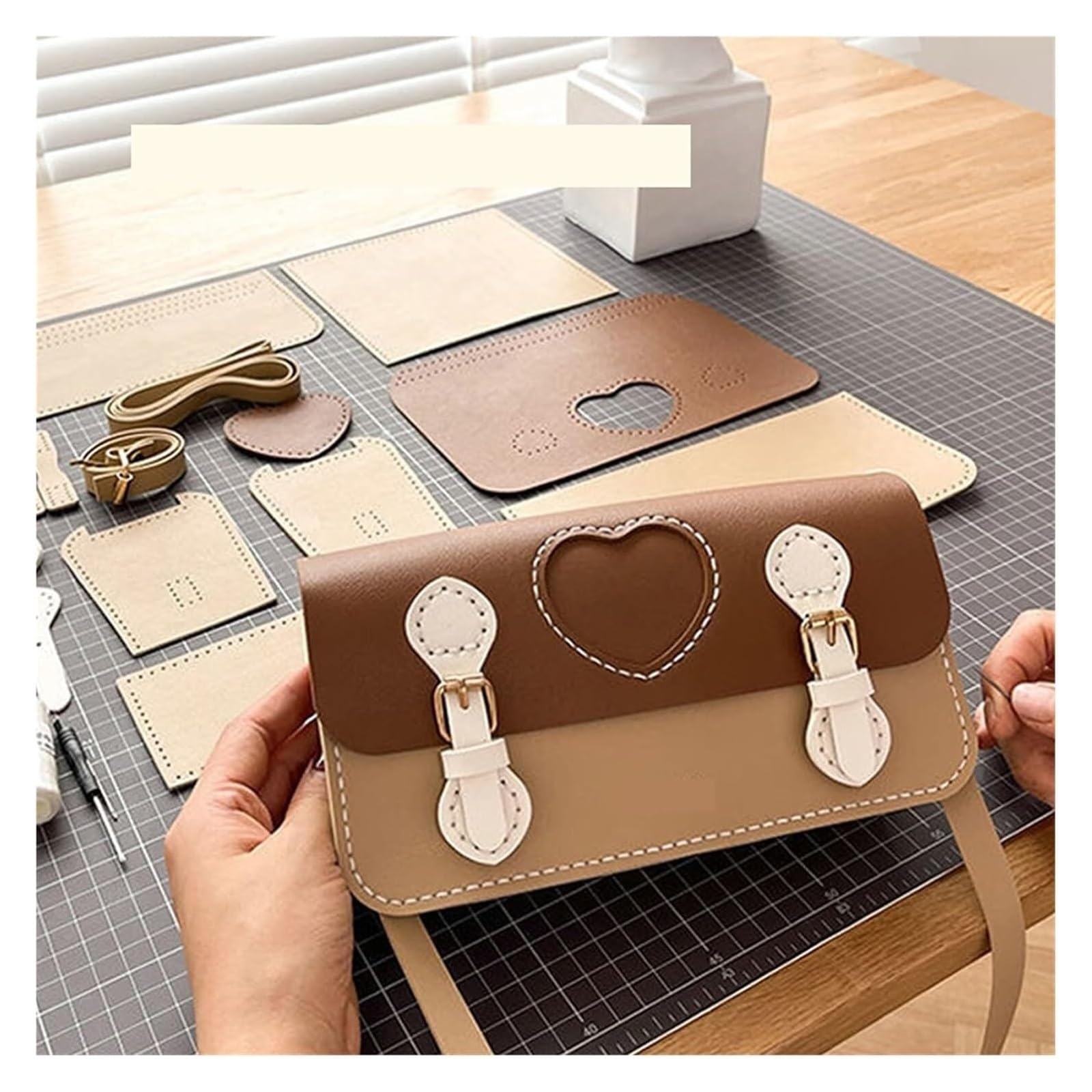 Zestaw do robienia torebek DIY, ręcznie robiony zestaw materiałów DIY-torba PU skórzana płaska torba dno torebki damskie ręcznie robione akcesoria DIY(White)