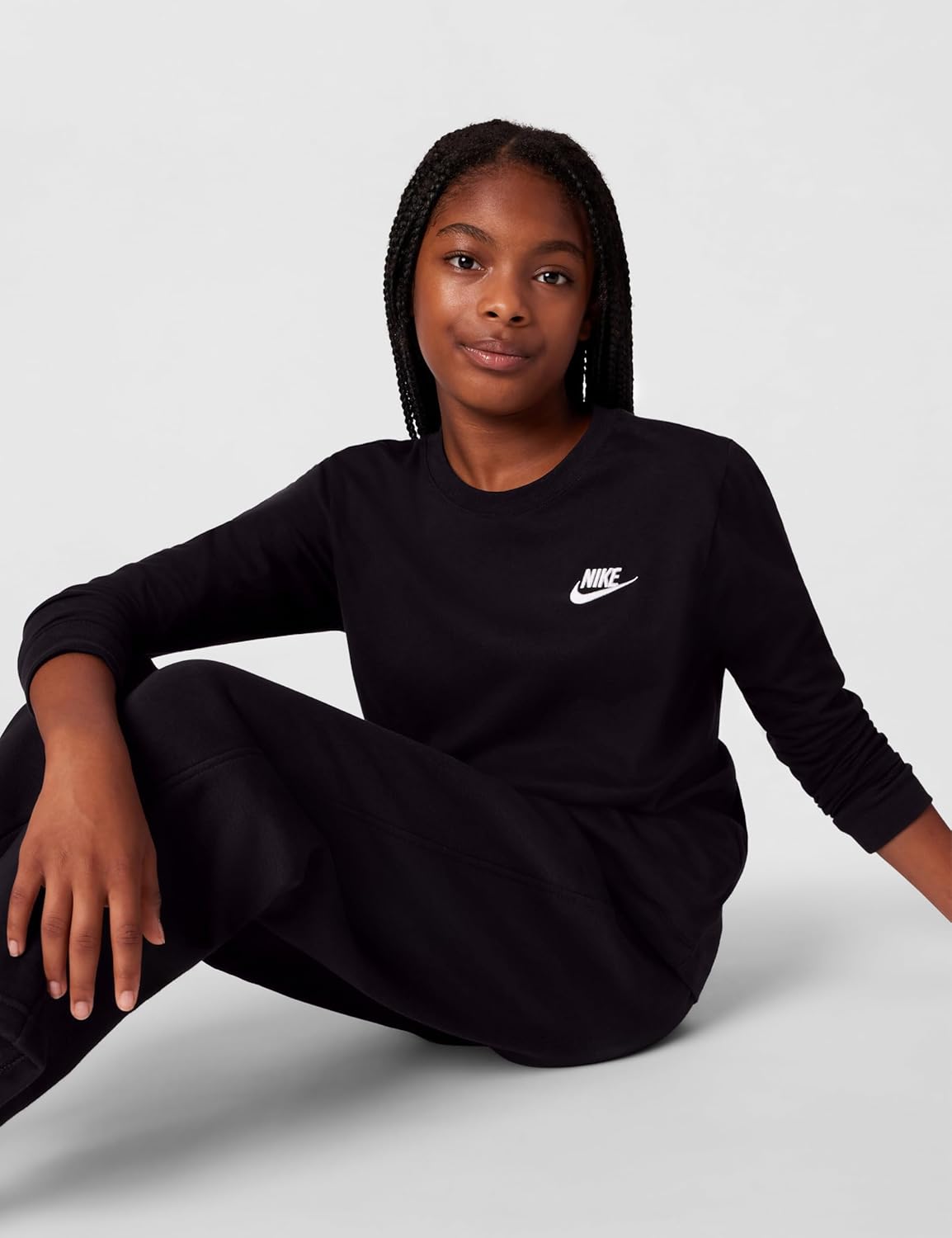 Nike Unisex Big Kids' Sportswear Long-Sleeve T-Shirt - Boys and Girls - Image 2