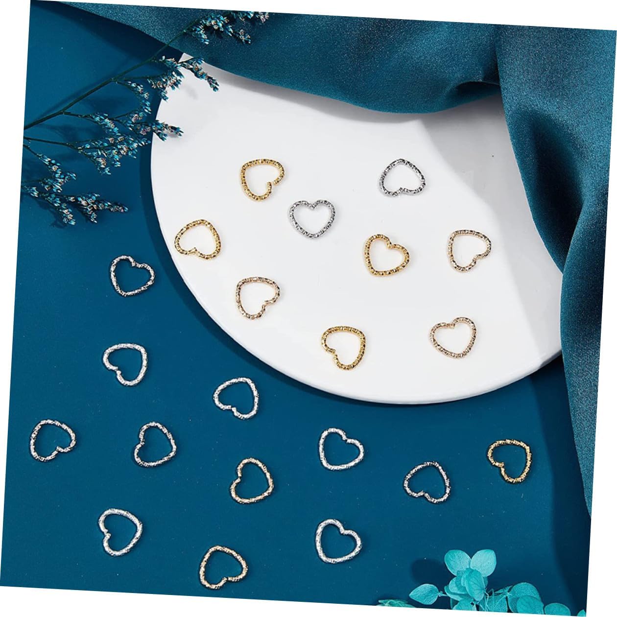 320pcs Heart Linking Rings Open Jump Rings for Jewelry Making Heart-Shaped DIY Charms for Necklaces Bracelets Earrings Keychains Creative Metal Connectors for Craft Accessories