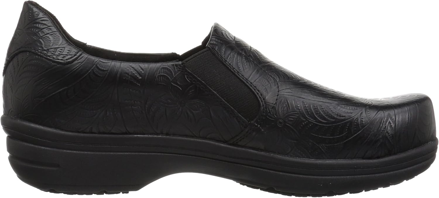 Easy Works Womens BindHealth Care Professional Shoe