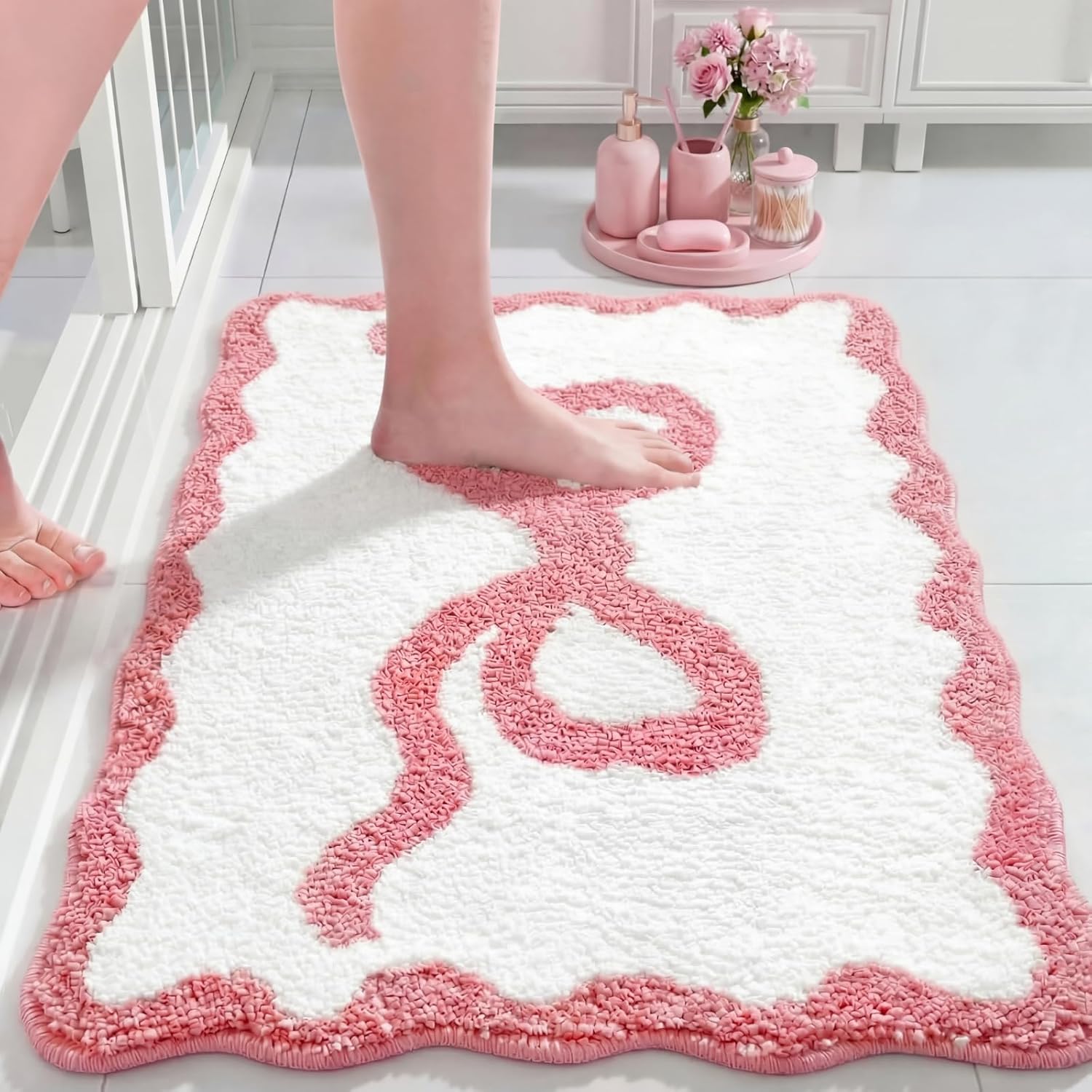 Tinideya Pink Bow Bathroom Rug 20" x 32" Scalloped Bow Bath Mat Non Slip Cute Coquette Aesthetic Carpet Preppy Room Decor Microfiber Absorbent Mat for Mother's Day Bathtub Shower Bedroom Gift