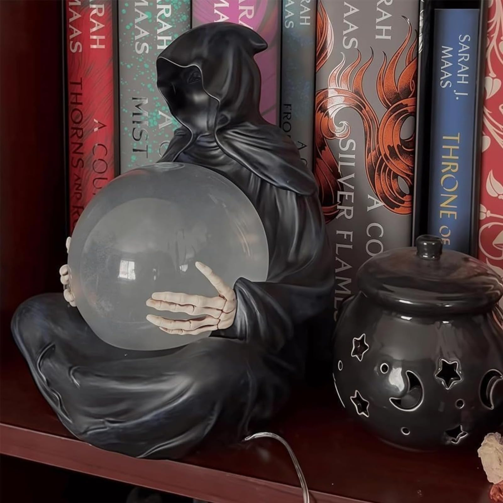 Statua Ponurego Żniwiarza z Latającymi Nietoperzami Kryształowa Kula Nowy Halloween LED Light Ponury Żniwiarz Świecące Kryształowe Kule, Figurka Śmierci Boga Halloween, Tajemnicza Figurka Nietoperza