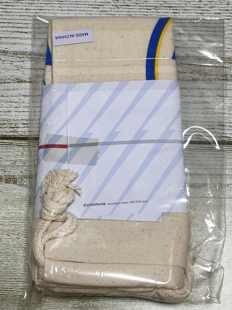 YUKI 旧 FC会報No.1〜23、25〜50＋LIVE案内+継続特典 YUKI 旧 FC会報No.1〜23、25〜50＋LIVE案内+継続特典 - メルカリ