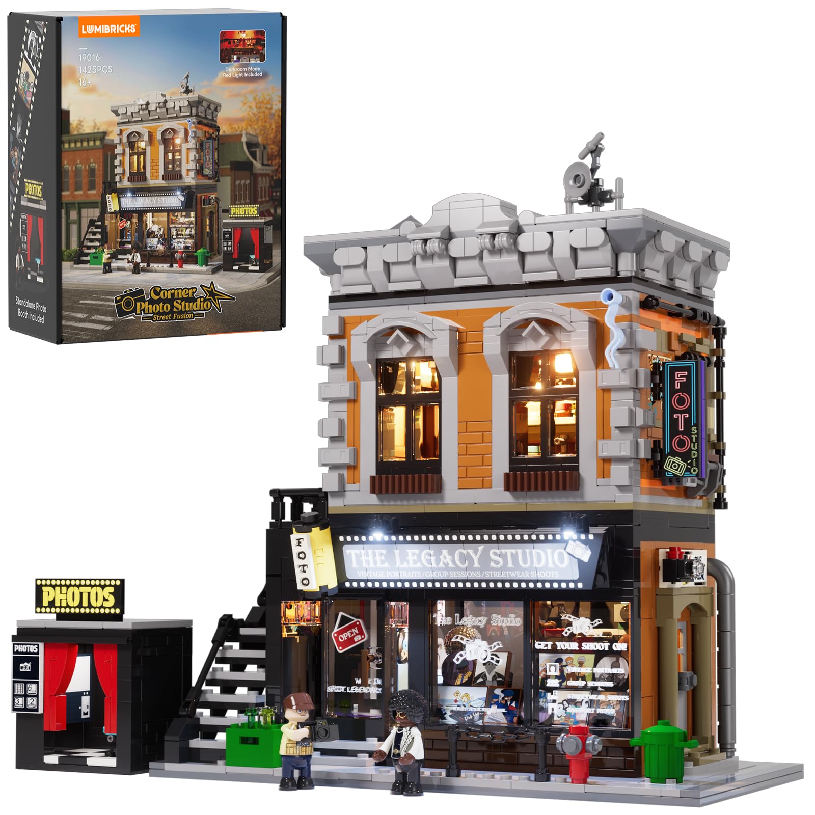 Lumibricks Street Fusion Corner Photo Studio LED Building Set, Modular Bricks with 2 Minifigures & 7 LED Lights, 1425 Pieces