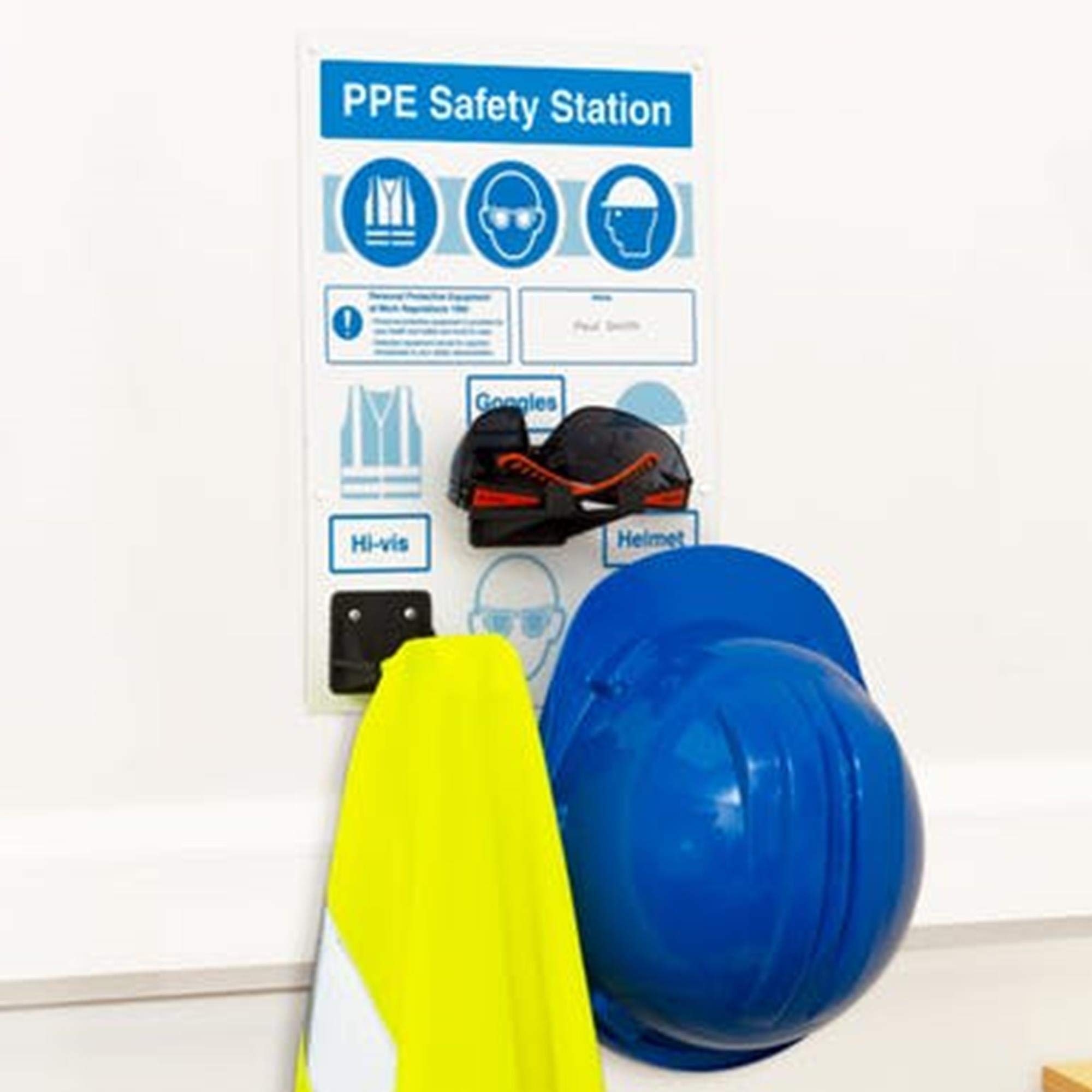 V Safety Schild 'SD In Operation – Only One Person At A Time' - 150x200 Mm, Selbstklebendes Vinyl