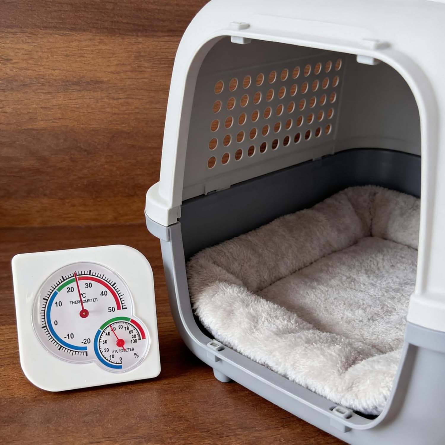 2-in-1 Indoor Thermometer - Desktop Gourd-Shaped Temperature & Humidity Meter, Dual-Use Hanging Thermometer for Home Office