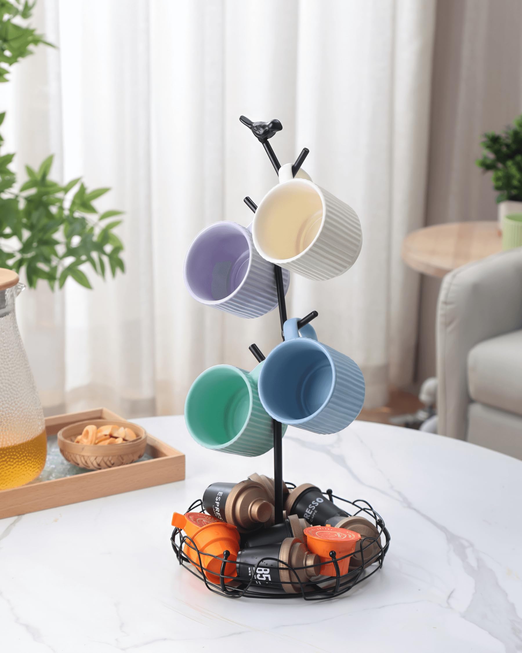 Porte-tasses décoratif pour comptoir | Arbre à tasses à café avec panier de rangement nid d'oiseau | Peut contenir 4 grandes tasses | Décoration de cuisine fantaisiste, accessoires de bar à café et