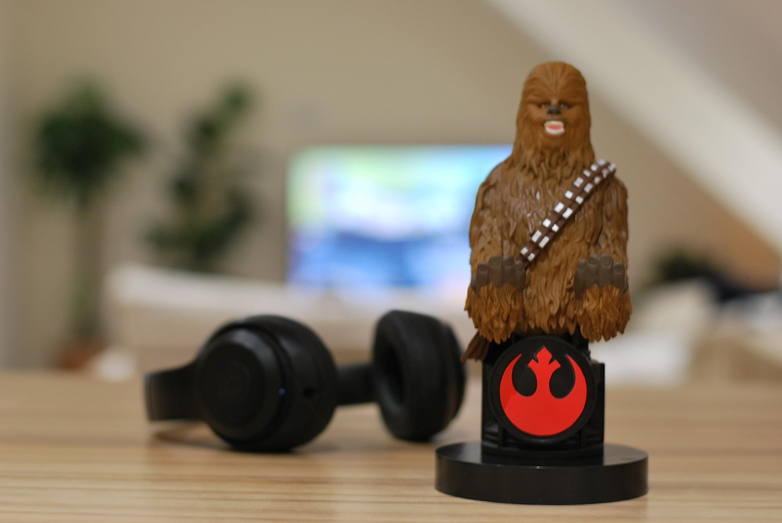 Cableguys - Star Wars Chewbacca Gaming Accessories Holder & Phone Holder for Most Controller (Xbox, Play Station, Nintendo Switch) & Phone