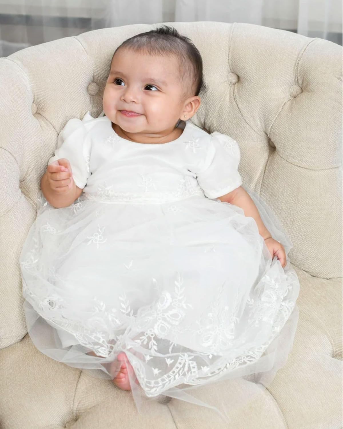 Baby Girls White Princess Lace Gown – Elegant Christening & Baptism Dress with Matching Bonnet, Heirloom Quality
