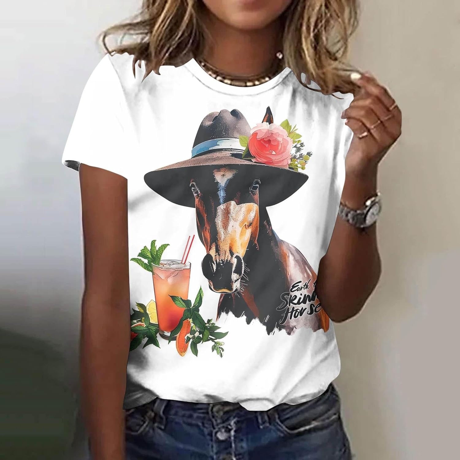 Vintage Graphic T-Shirt for Women Short Sleeve Loose Fit Tunic Tops Funny Horse Racing Tshirts Animal Print Tees