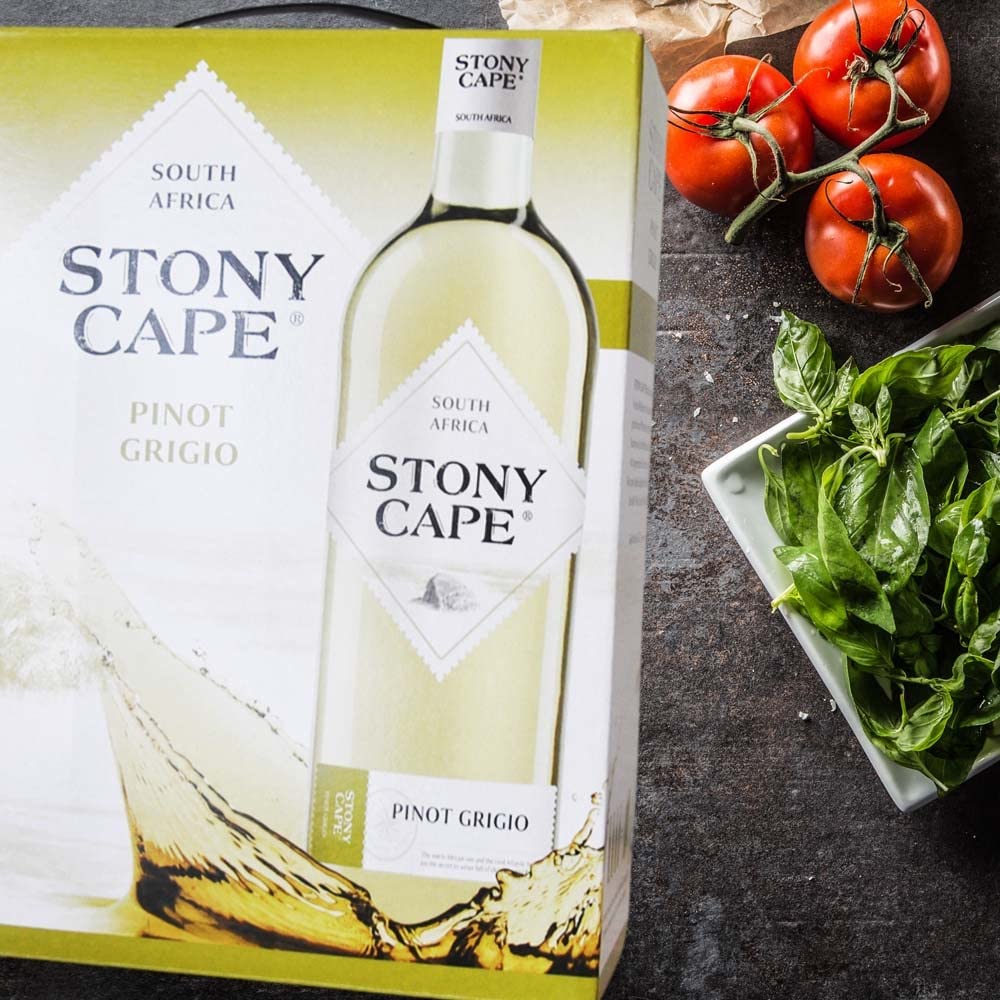 Stony Cape Pinot Grigio, trocken, Bag-in-Box, sortenreines Weinpaket + VINOX Winecards (4x3,0l)