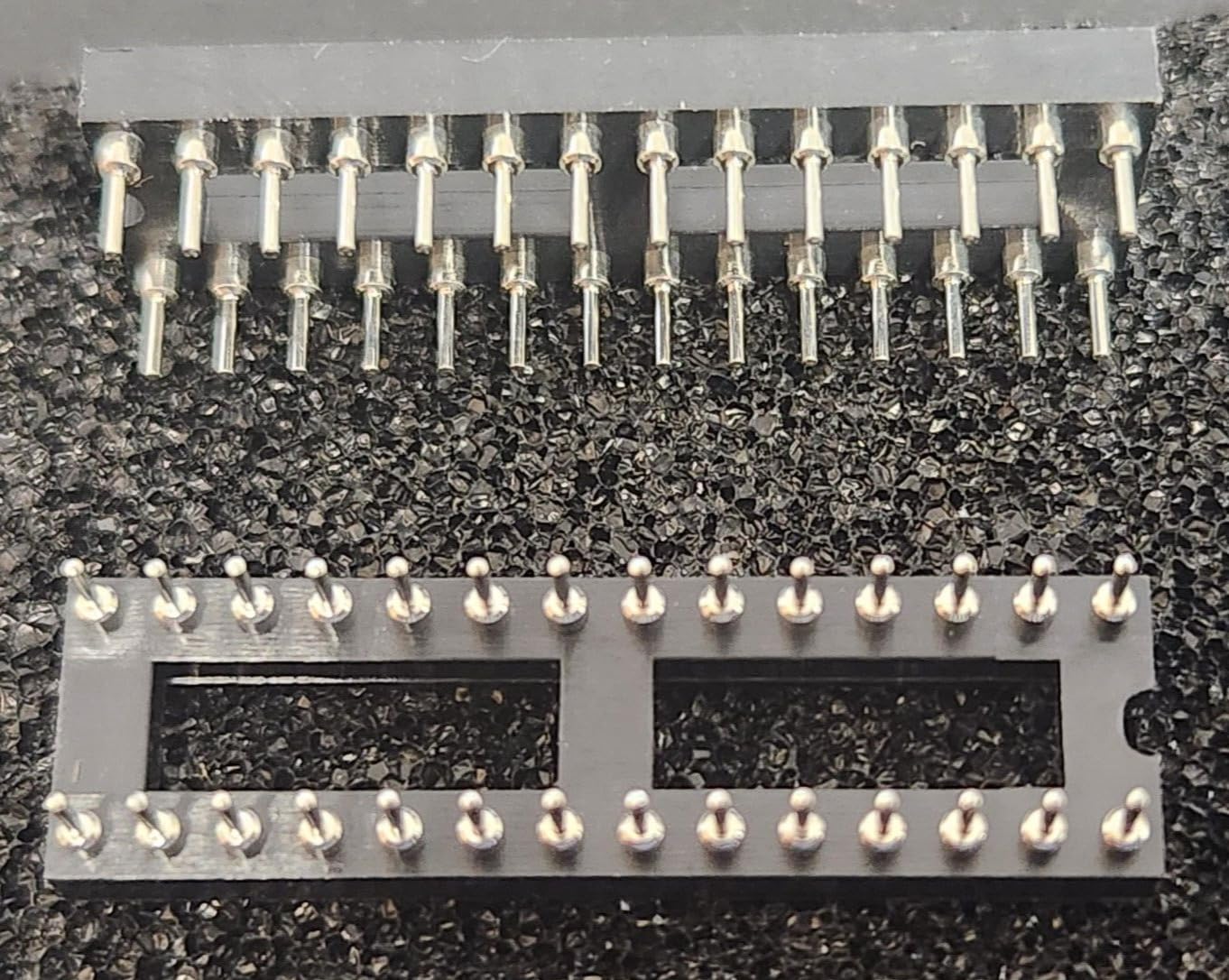 (2 PCS) 2227MC-28-03-05-F1 MULTICOMP Compatible with PRO IC & Component Compatible with Socket