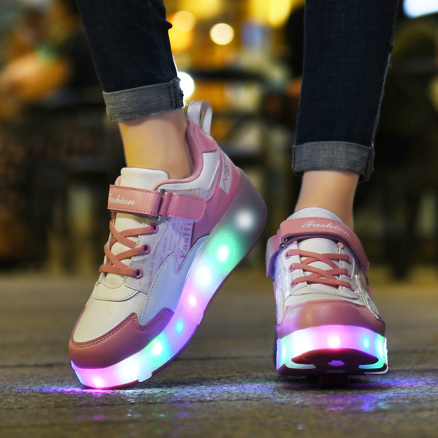 USB Aufladen 7 Farbwechsel LED Blinkend Schuhe Mit Doppelt Rollen Automatisch Räder Rochen Skateboardschuhe Outdoor Fitnessschuhe Gymnastik Laufschuhe Sneakers für Jungen Mädchen