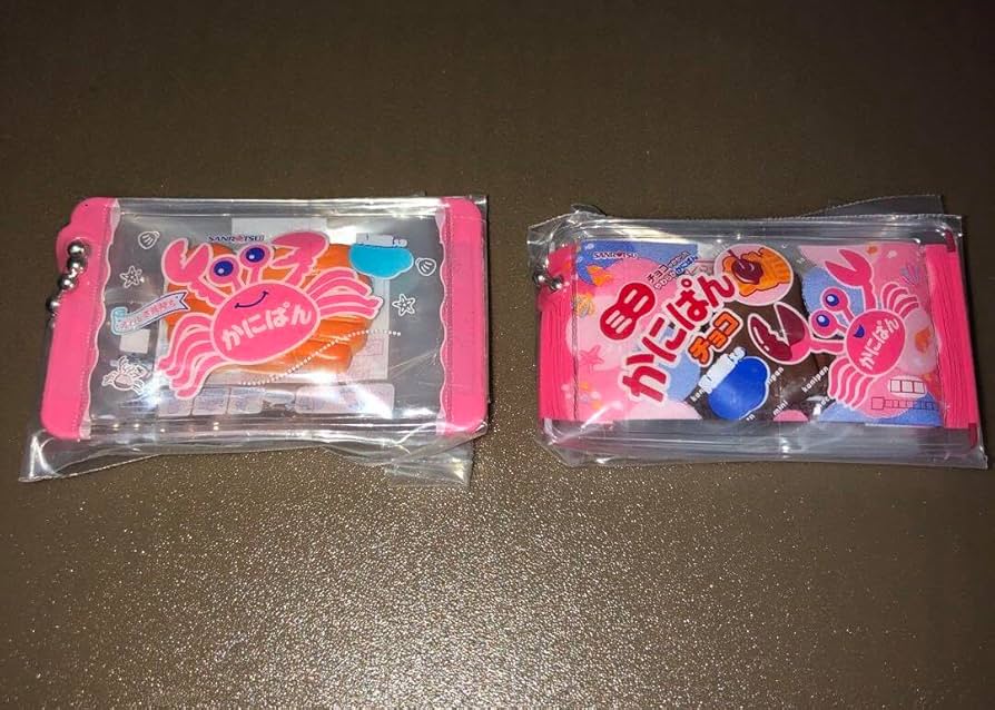 Amazon.co.jp: 三立製菓 ミニチュアチャーム かにぱん ミニかに