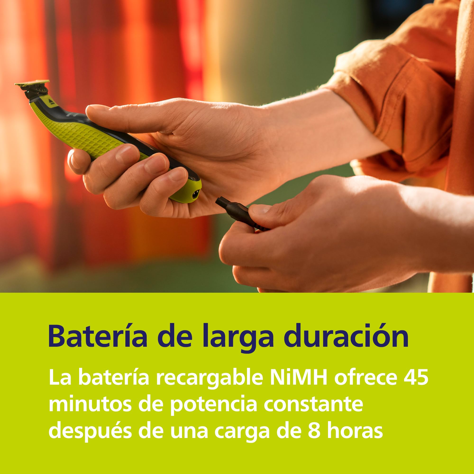 Philips OneBlade 360 Auténtico Recortadora y afeitadora eléctrica para barba, 2 cuchillas 360, 3 peines para barba incipiente (1,3,5 mm), QP2724/31