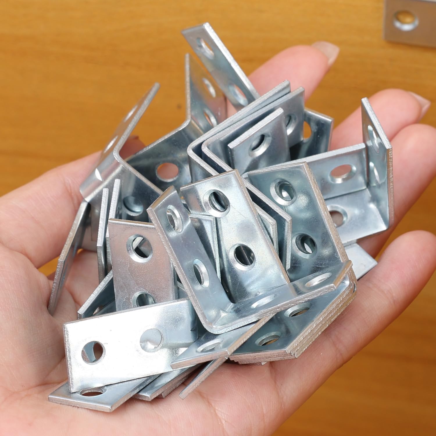 50PCS Right Angle Corner Brackets Furniture Cabinet Iron Joint Fastener Table Corner Connector Hardware Supports,3*3*1.5cm