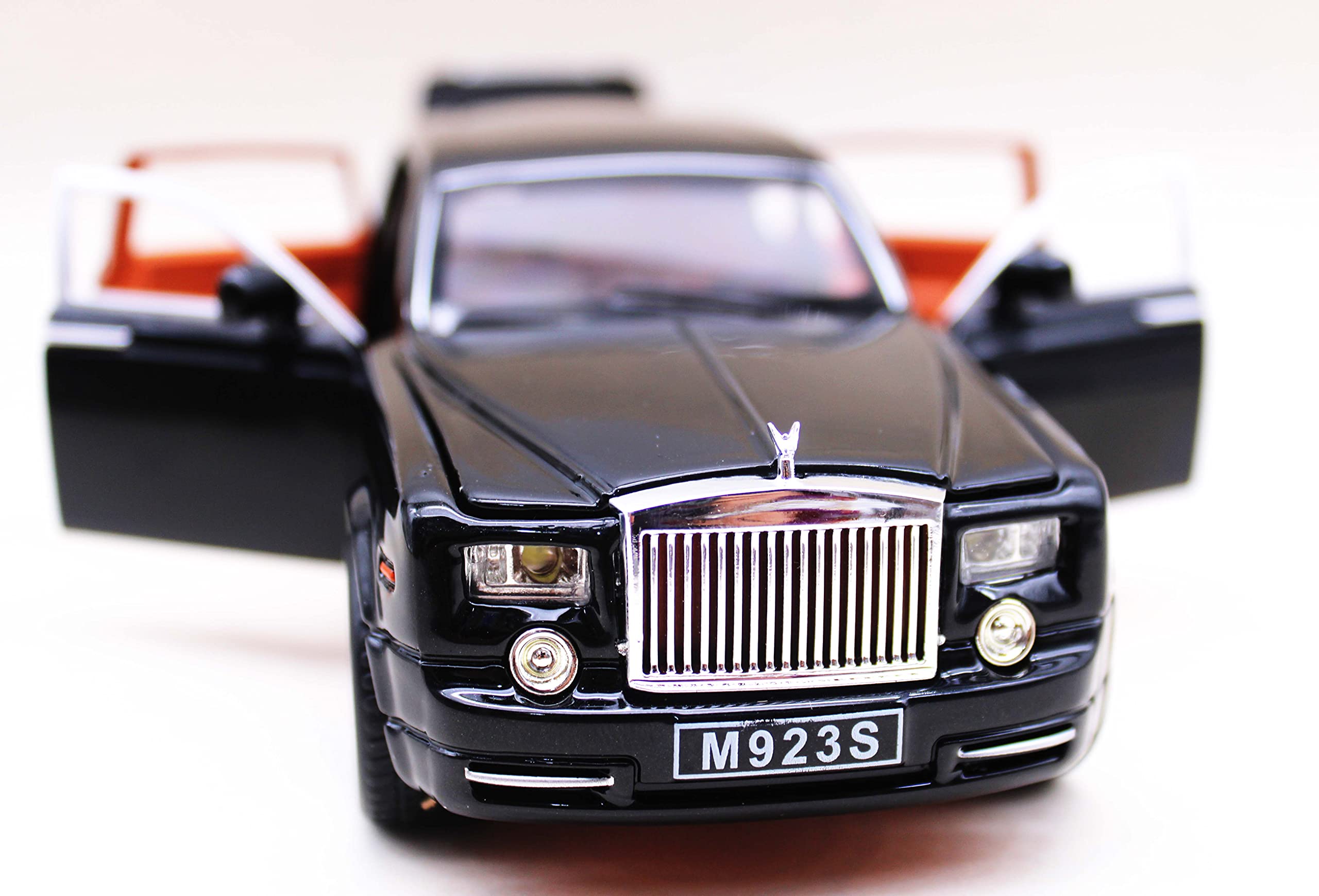Car Model, Rolls-Royce Phantom Diecast Sound & Light & Pull Car Model, 1:24 (BLACK)