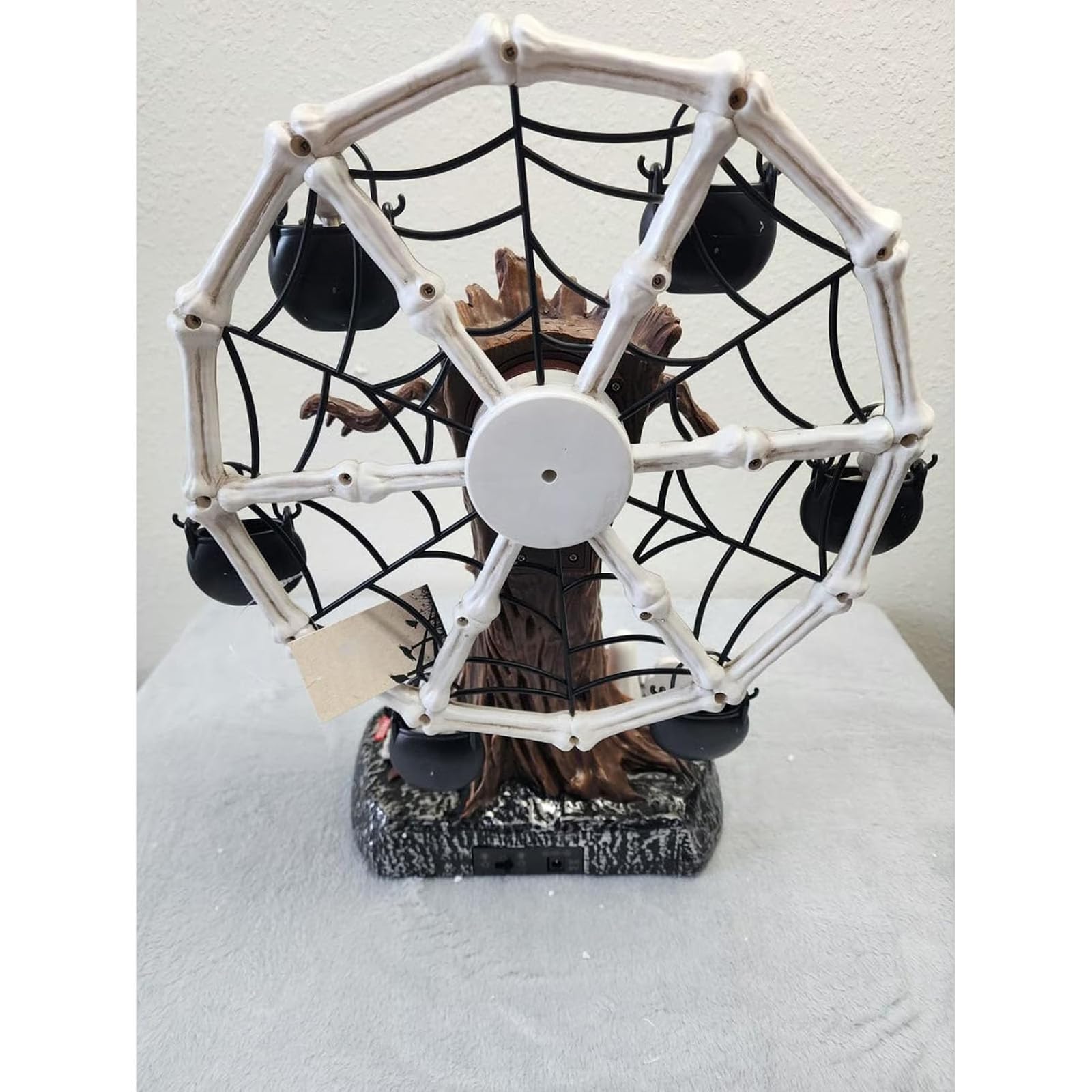 Genérico Decoración de Mesa giratoria de Halloween: Noria con árbol fantasmagórico, Figura con luz LED de Esqueleto y telaraña, árbol Fantasma Luminoso con Efectos de Sonido; luz Nocturna (2pcs)