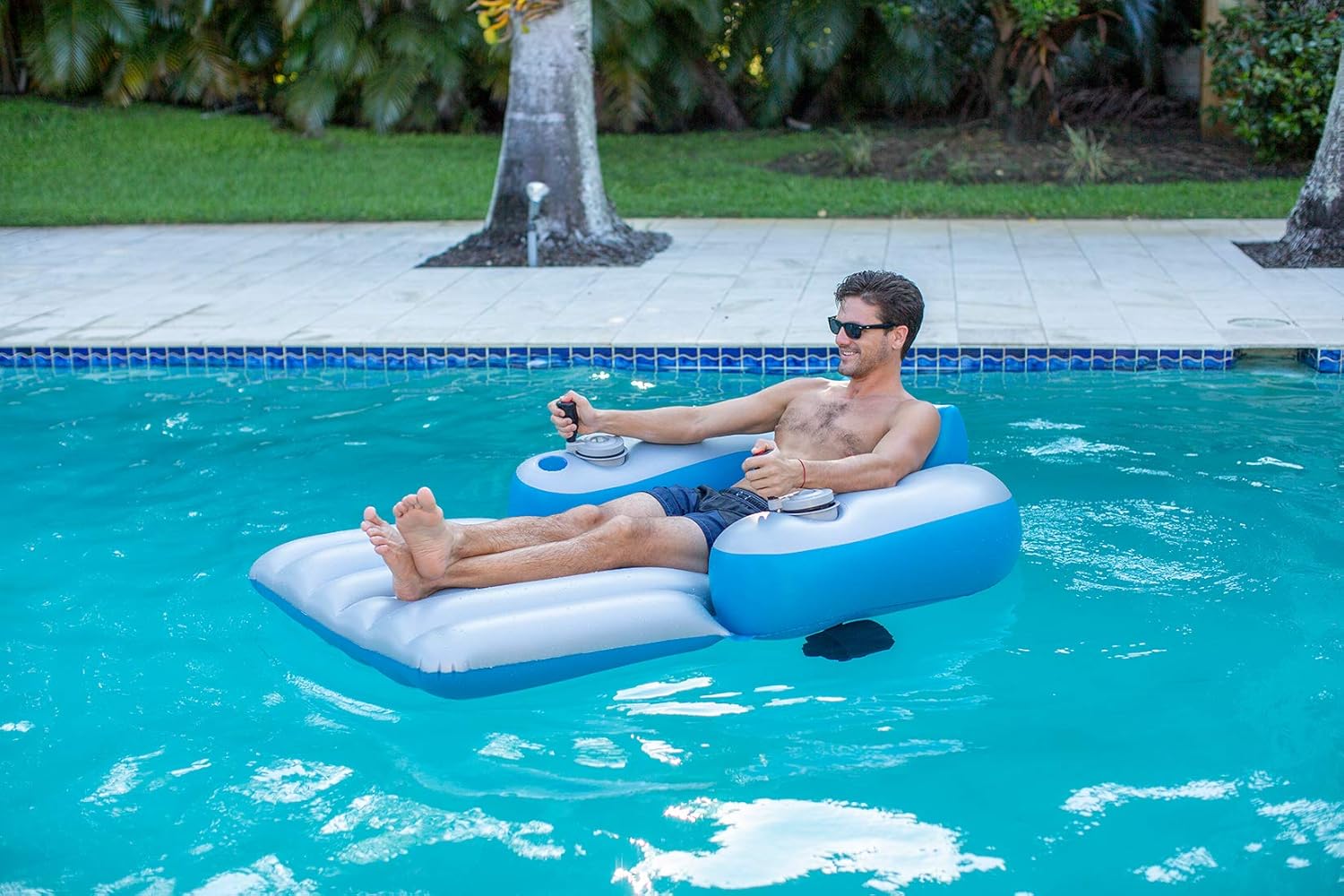 Buy Poolcandy Splash Runner 2 0 Motorized Pool Lounger Deluxe Inflatable Swimming Pool Float Now Faster With 3 Blade Propeller And Battery Powered Motor Great For Use In Pool Or Lake Online In Indonesia