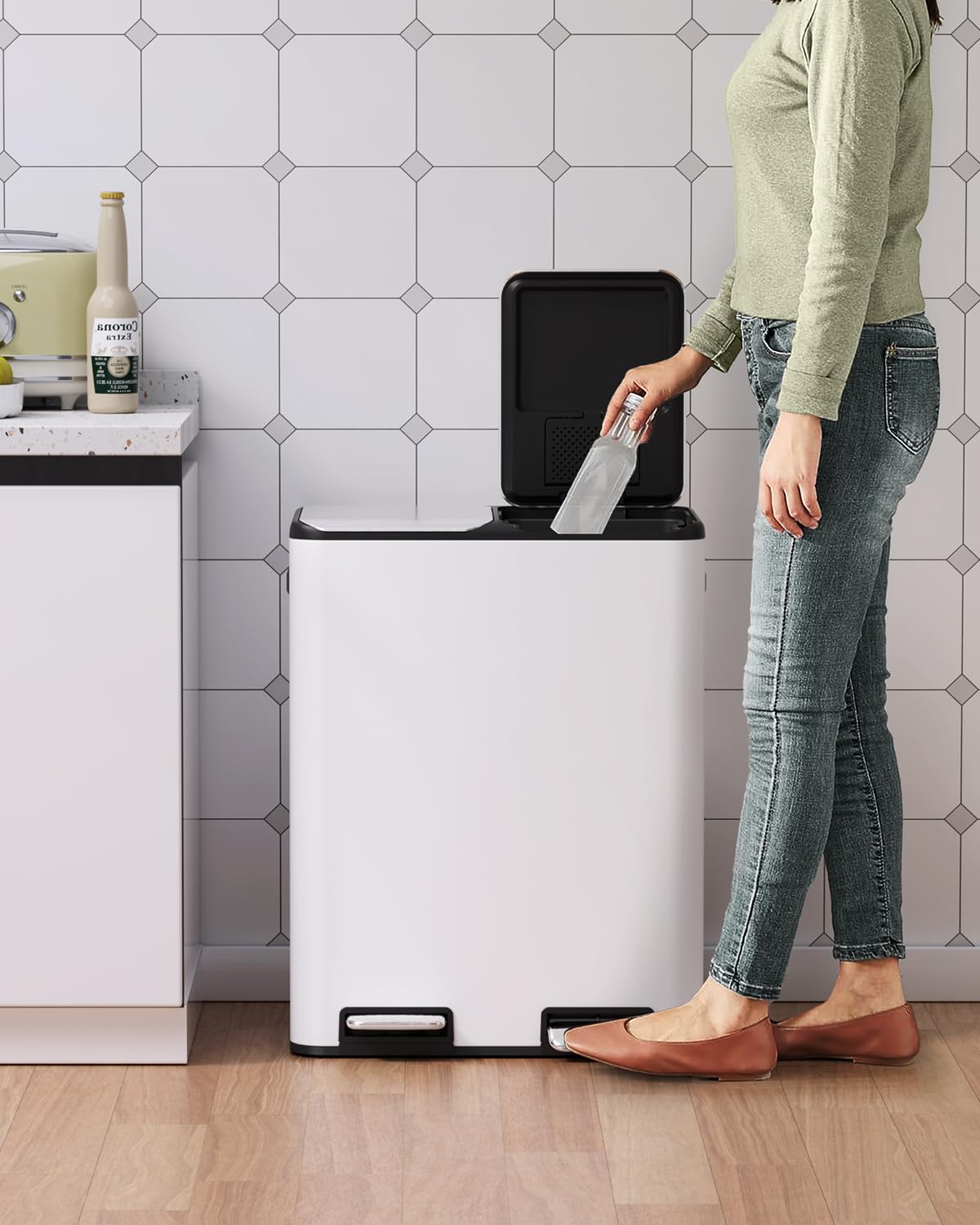 LIFERUN Mülleimer 2 Fächer, 2 x 30 Liter Treteimer mit Geruchsfilter, Deckel Geräuschlos, Inneneimer aus Kunststoff, Mülltrennsystem, Metall Doppelter Abfalleimer für Küche Büro, Weiß