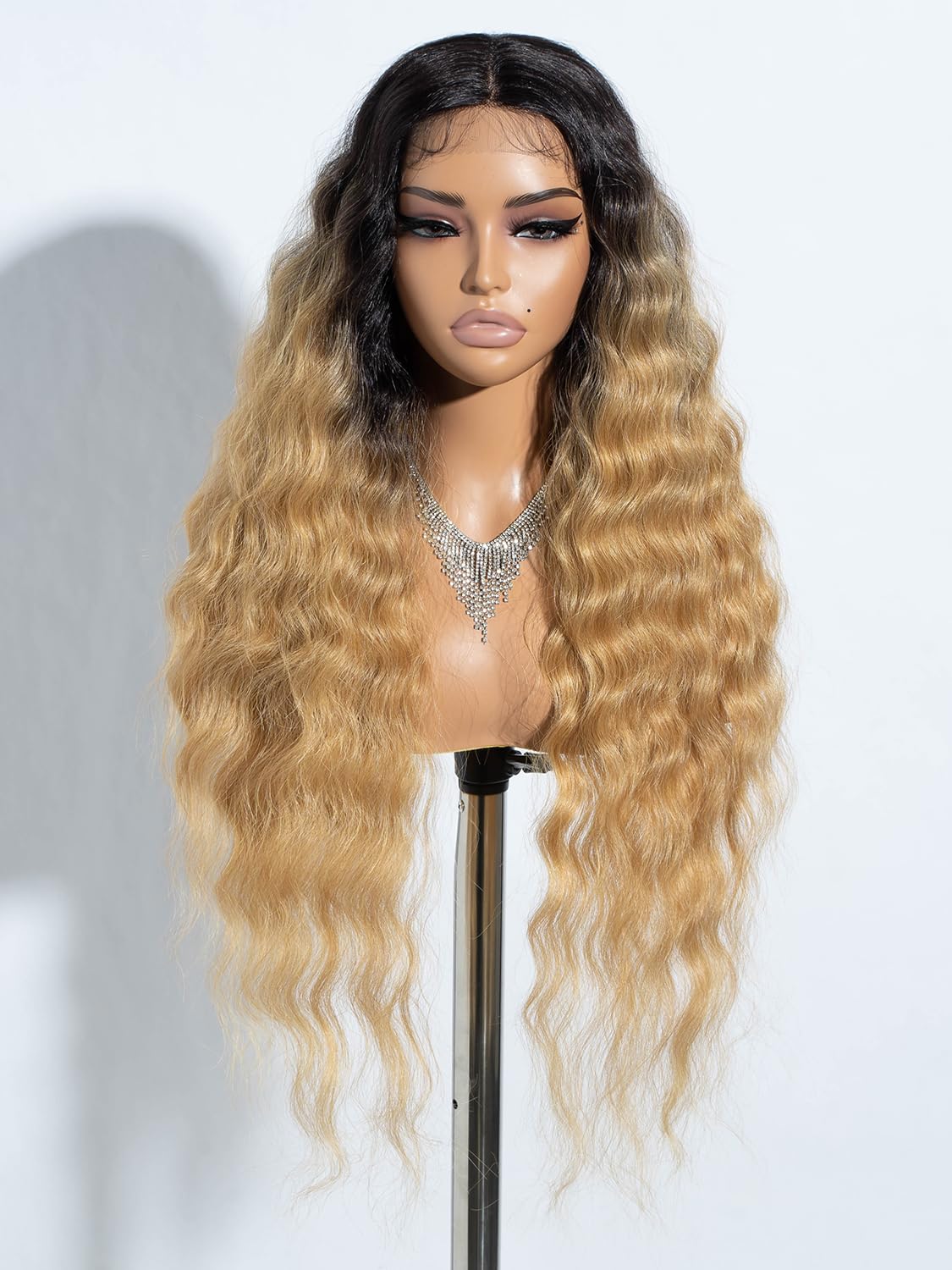 Joedir Lace Front Wig Long Wavy Wigs for Women 30 Inches Deep Part Cury Wave Wig Natural Looking Synthetic Heat Resistant Fiber Wig for Daily Party Use Ombre Blonde