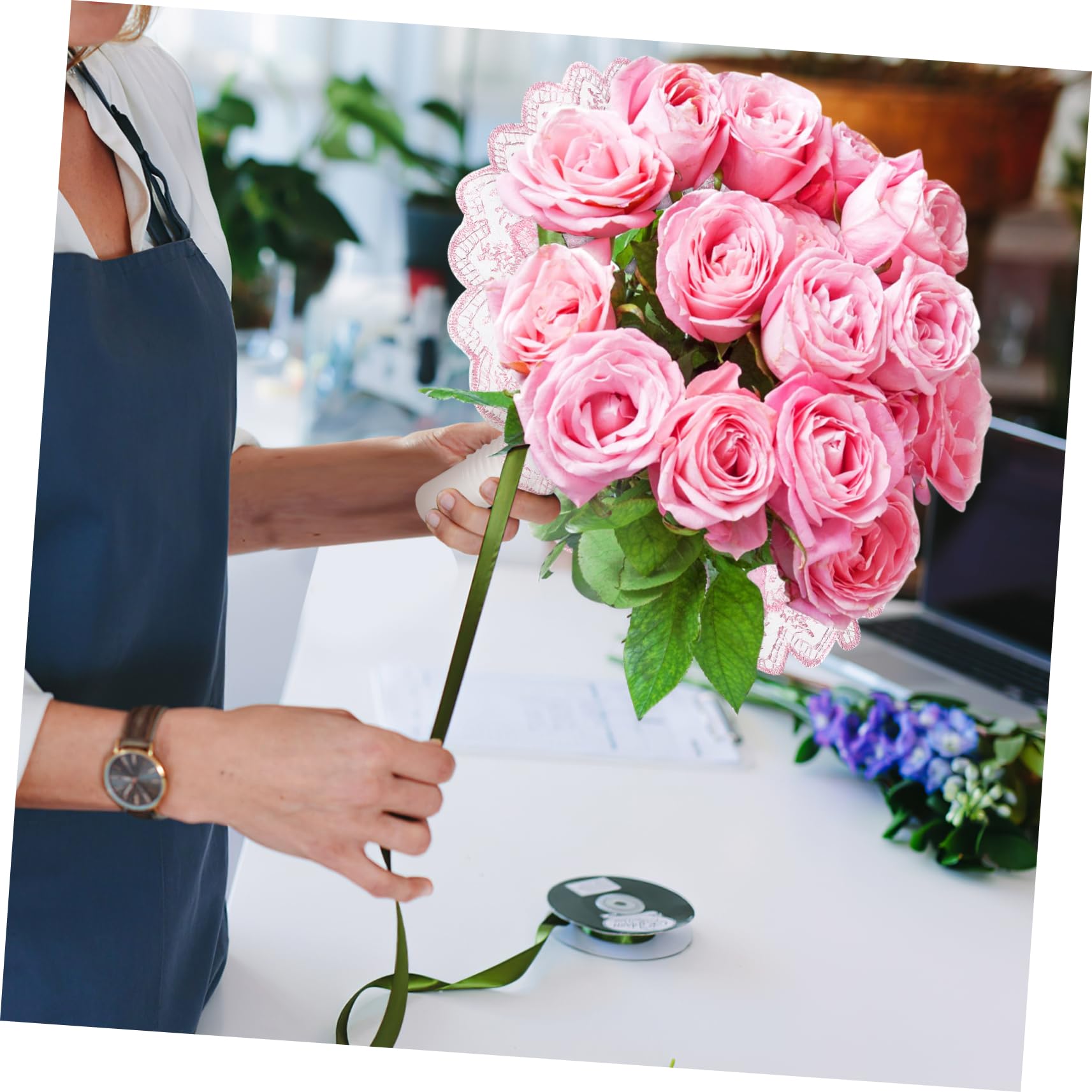 Sewroro 108 Piezas Soportes para Ramos de Novia con Encaje Base Antideslizante para Diy Ramos de Flores Artificiales Bodas y Decoración Floral