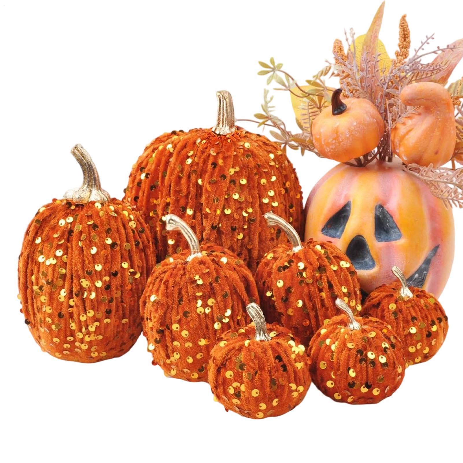 Citrouilles artificielles d'automne pour réchauffer l'ambiance du salon