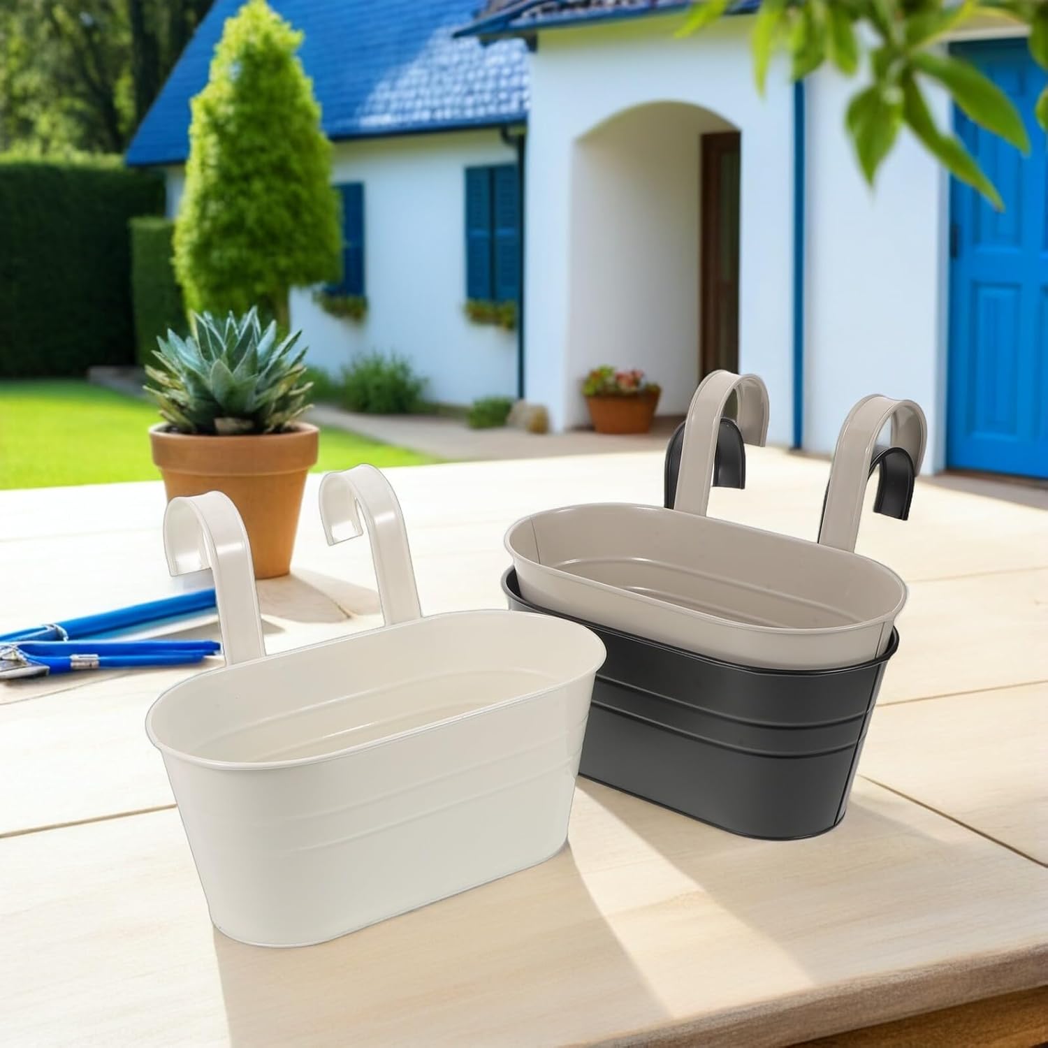 balacoo 3pcs Iron Hanging Flower Pots with Detachable Hooks, Oval Metal Planters for Balcony Railing Fence, Outdoor Garden Flowerpot Holder with Drainage Holes