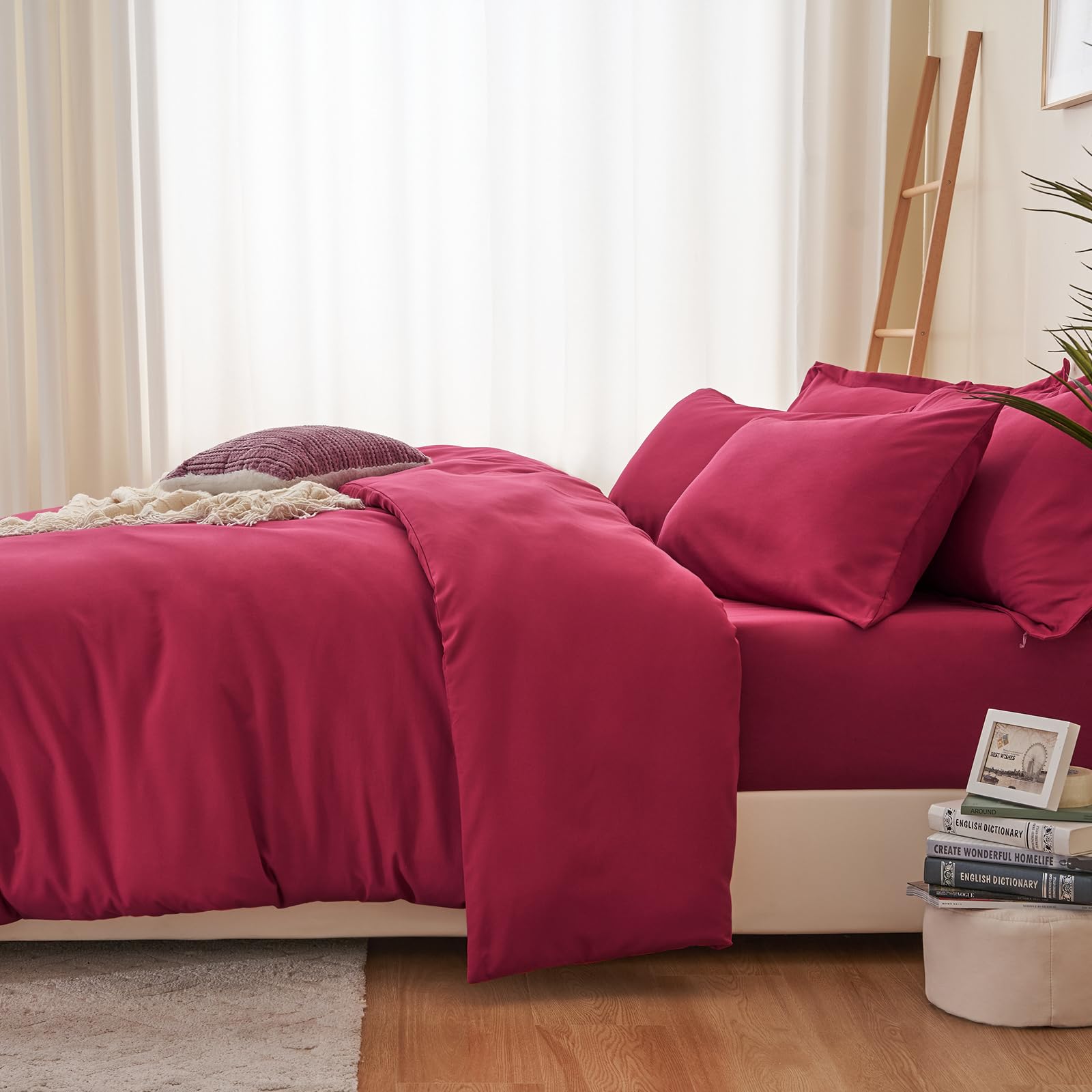 RUIKASI Set Copripiumino Matrimoniale 240x220 - Monocromatico 3 Pezzi Copripiumino Set di Due Federe 50x80 cm inclusi, Microfibra, Facile Da Gestire e Morbida, Rosso