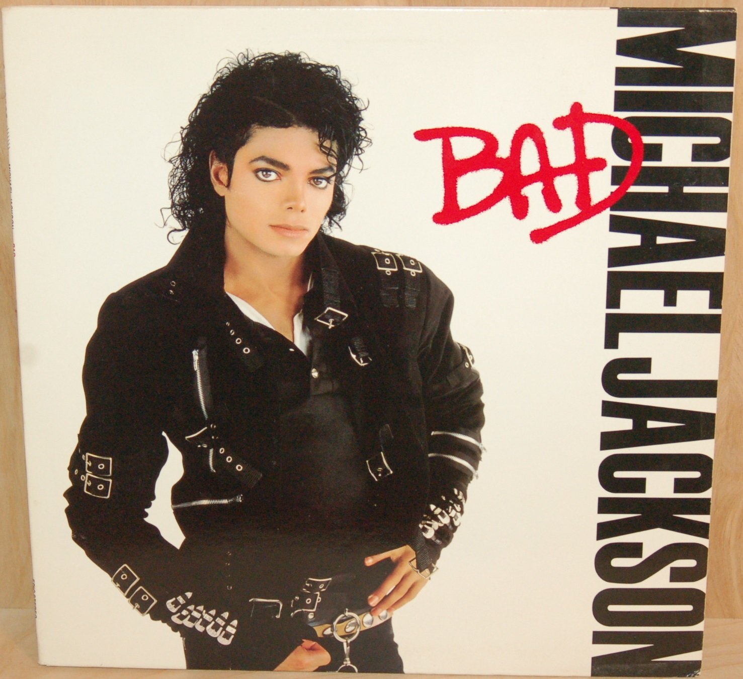 Amazon.com: Bad (USA 1st pressing vinyl LP)