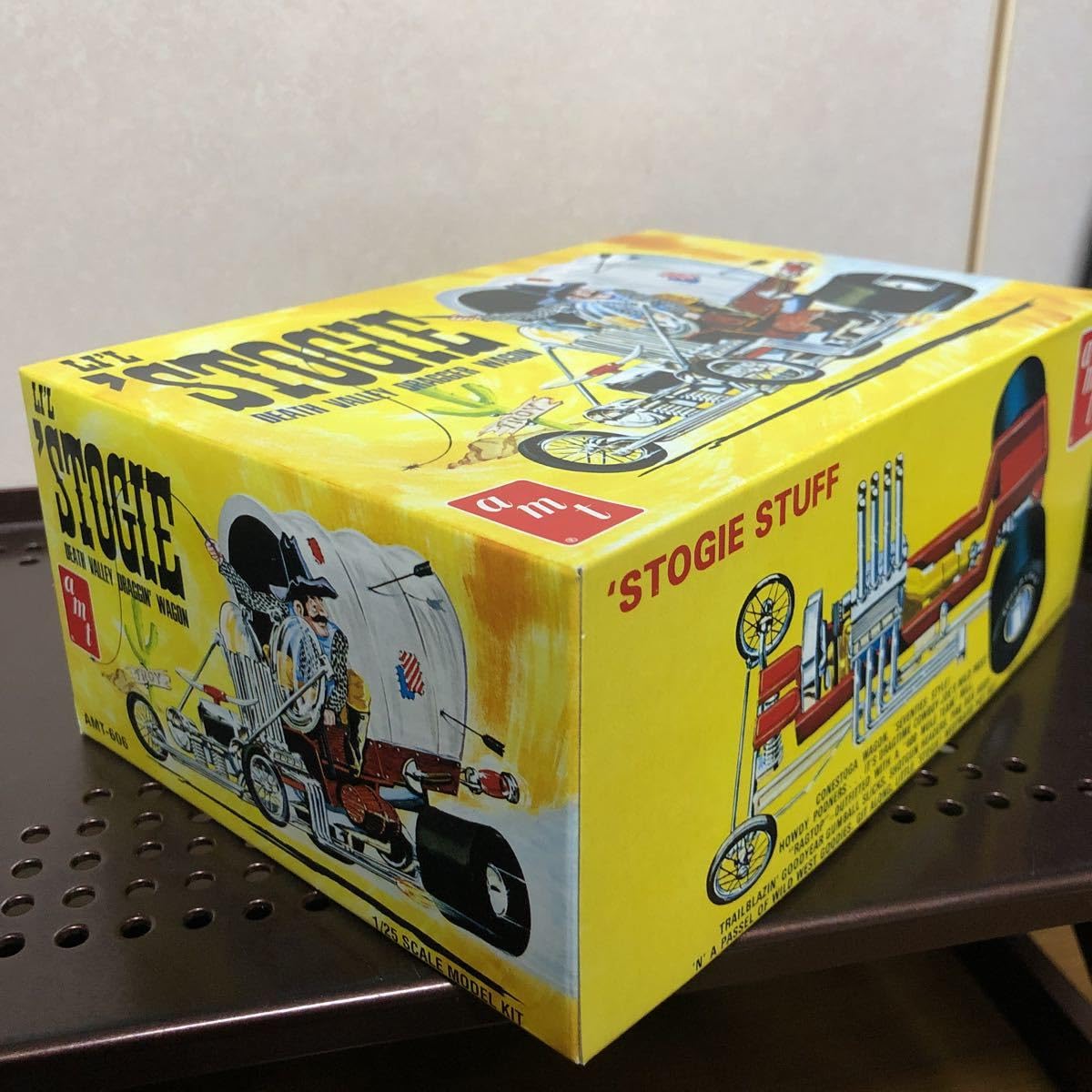 Amazon.co.jp: 280 未組立 AMT STOGIE 1/25 幌馬車ホットロッド 