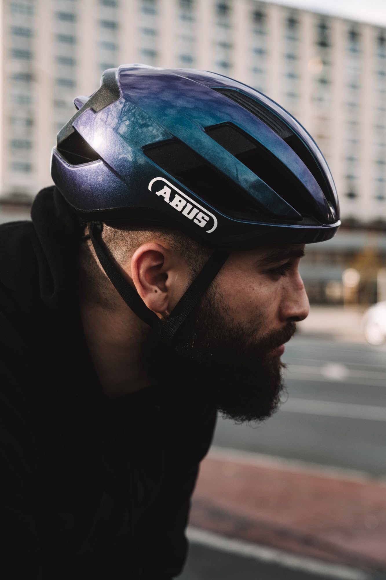 Abus Casco de Bicicleta de Carretera WingBack - Protección Sencilla para la Conducción Deportiva en la Vida Cotidiana y el Tiempo Libre - Unisex, para Adultos y Jóvenes
