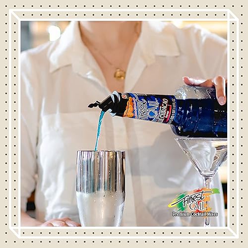 Miniatura 3 de Mezcla para bebidas Blue Curacao de Finest Call, botella de 33.8 onzas líquidas